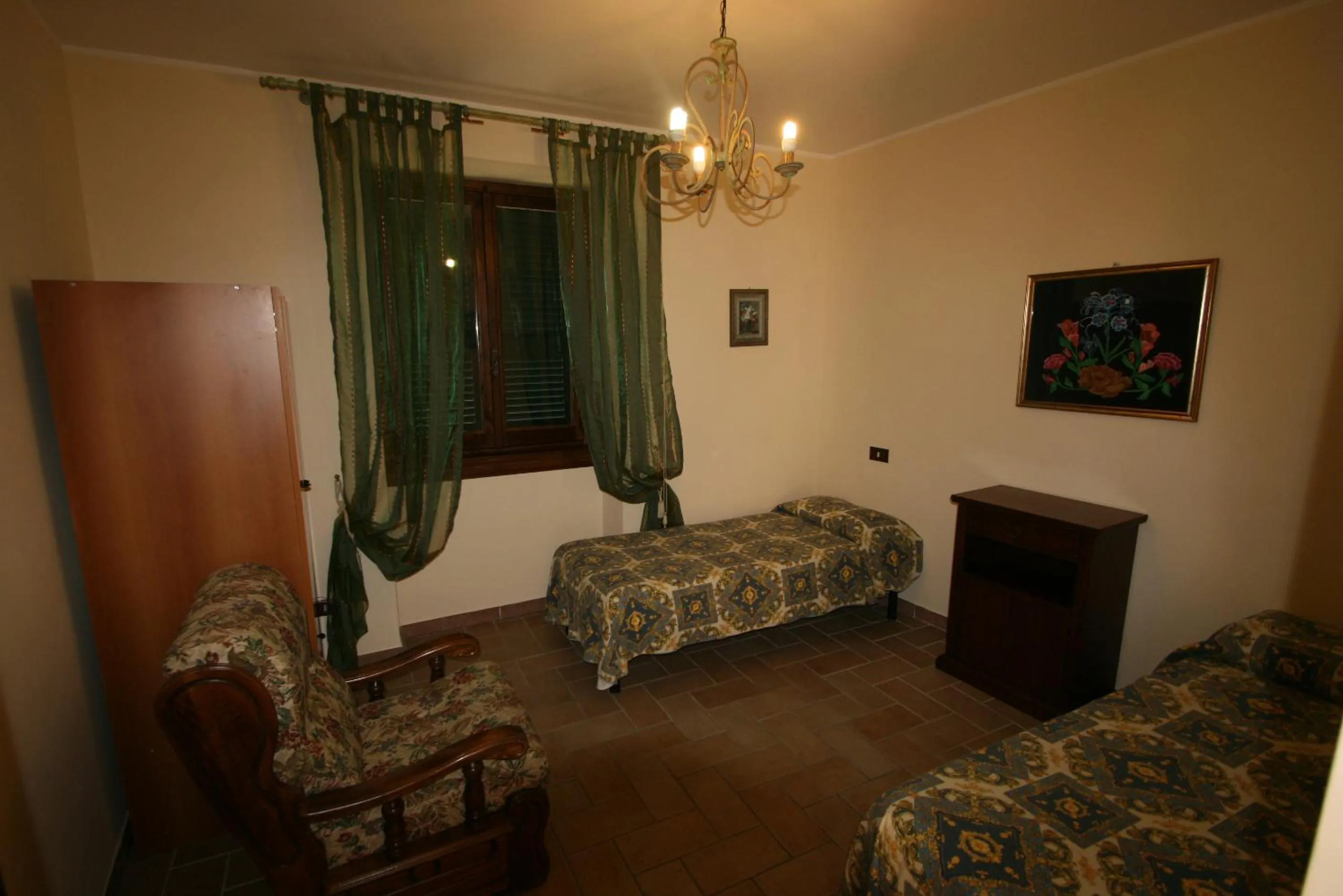 Bed in Villa Del Colle