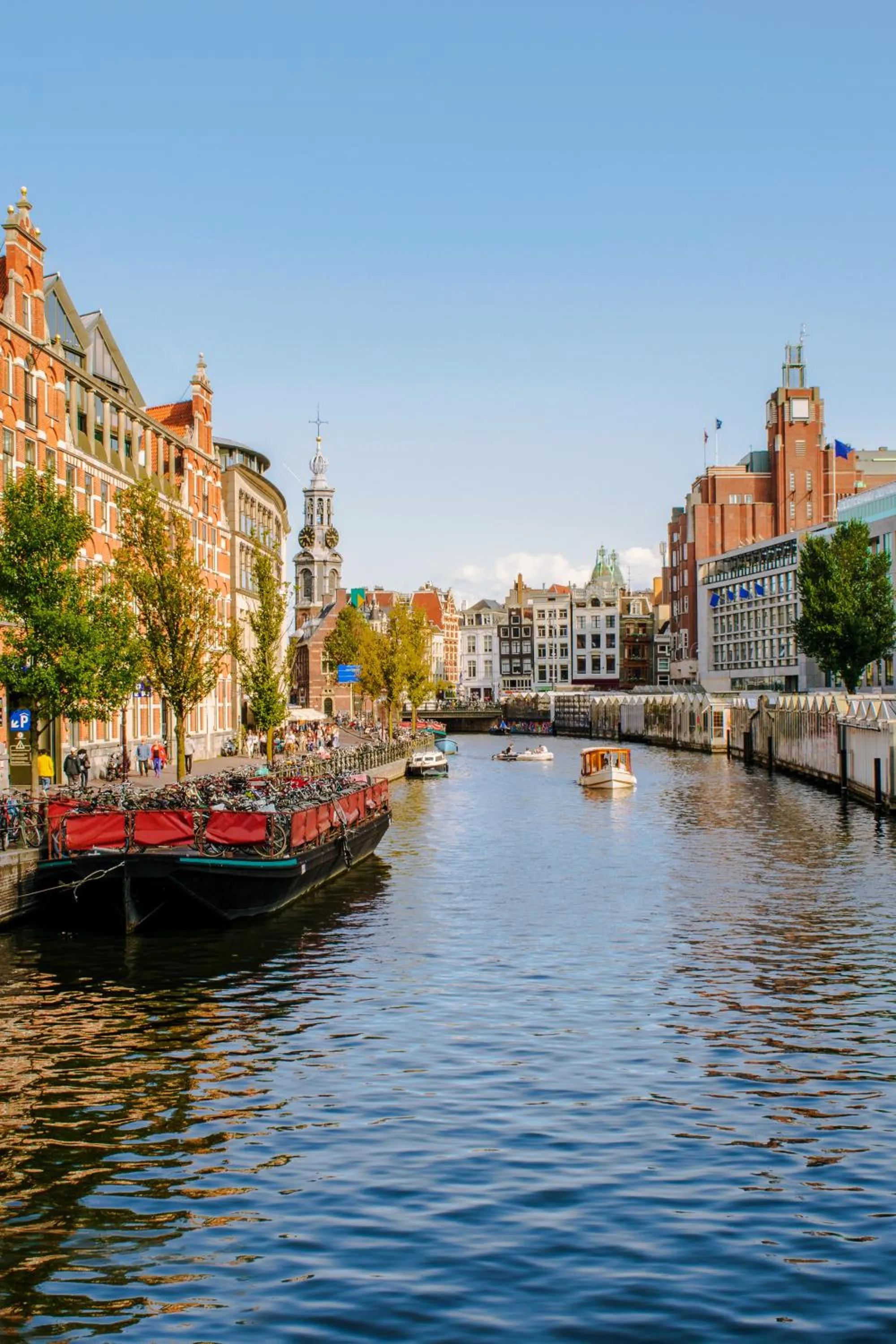 Nearby landmark in easyHotel Amsterdam City Centre South