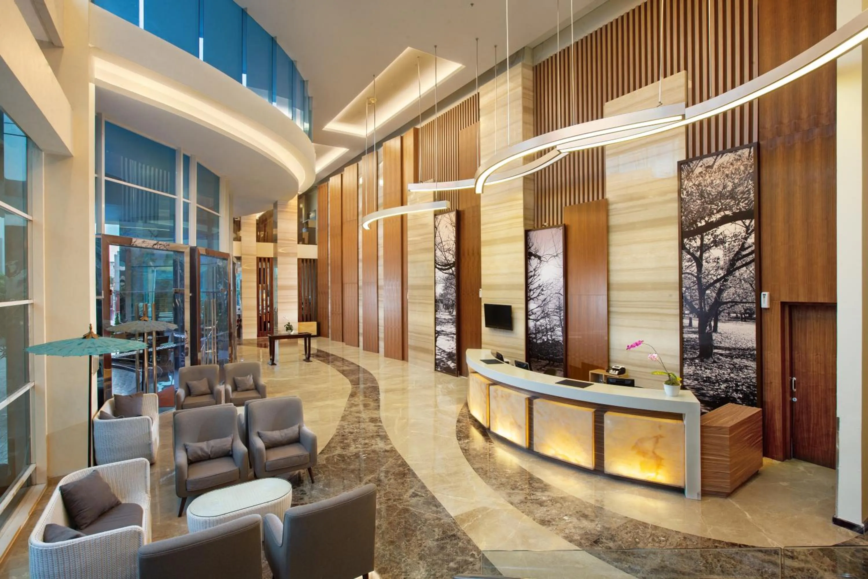 Lobby or reception in Hotel Santika Tasikmalaya