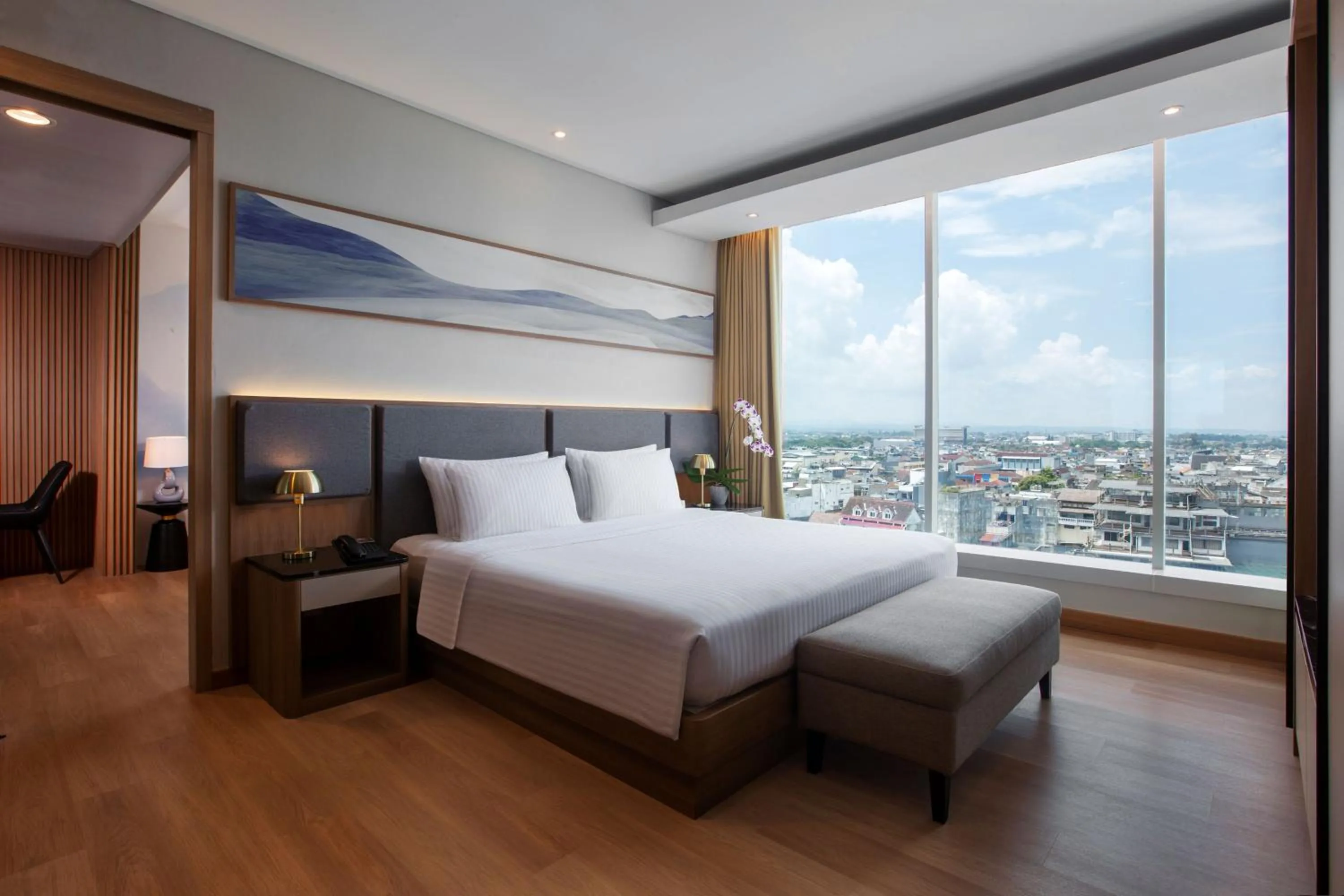 Bedroom, Bed in Hotel Santika Tasikmalaya