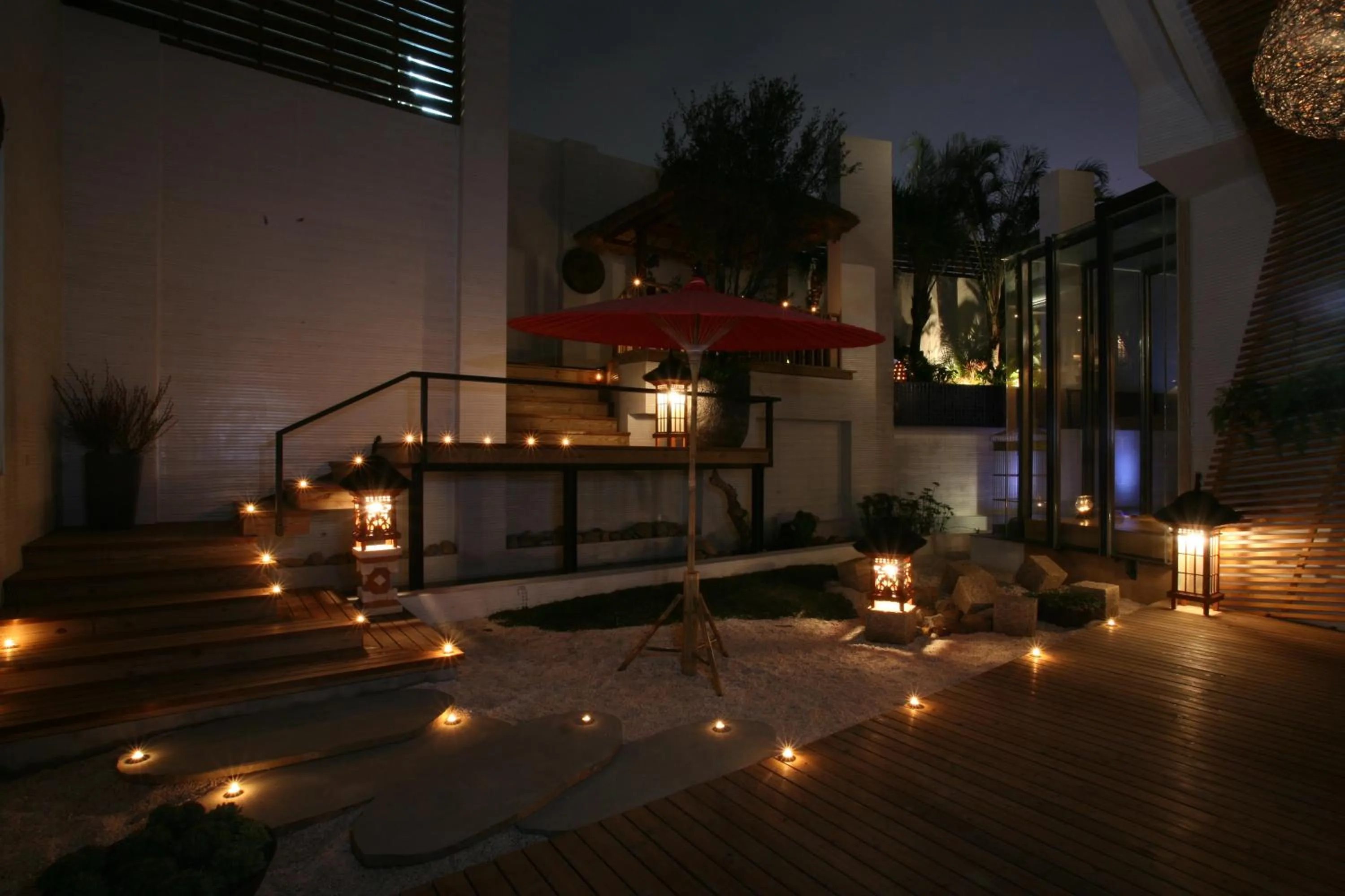 Garden view in Chateau Boutique Motel