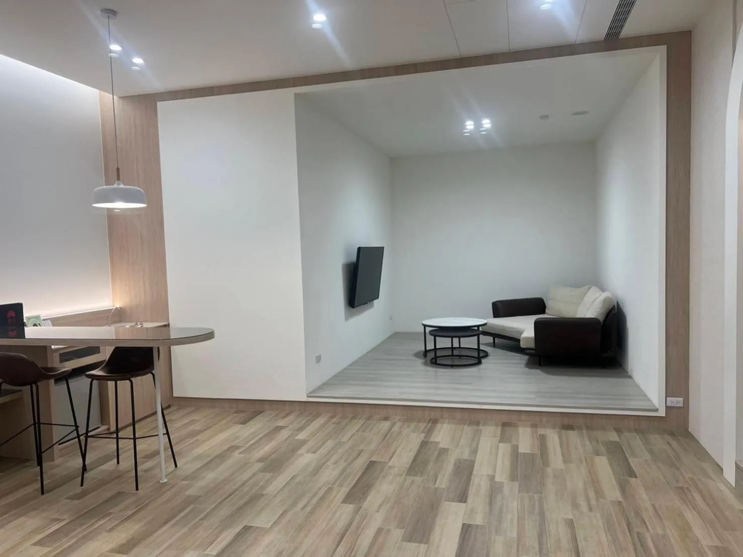 Living room in Chateau Boutique Motel