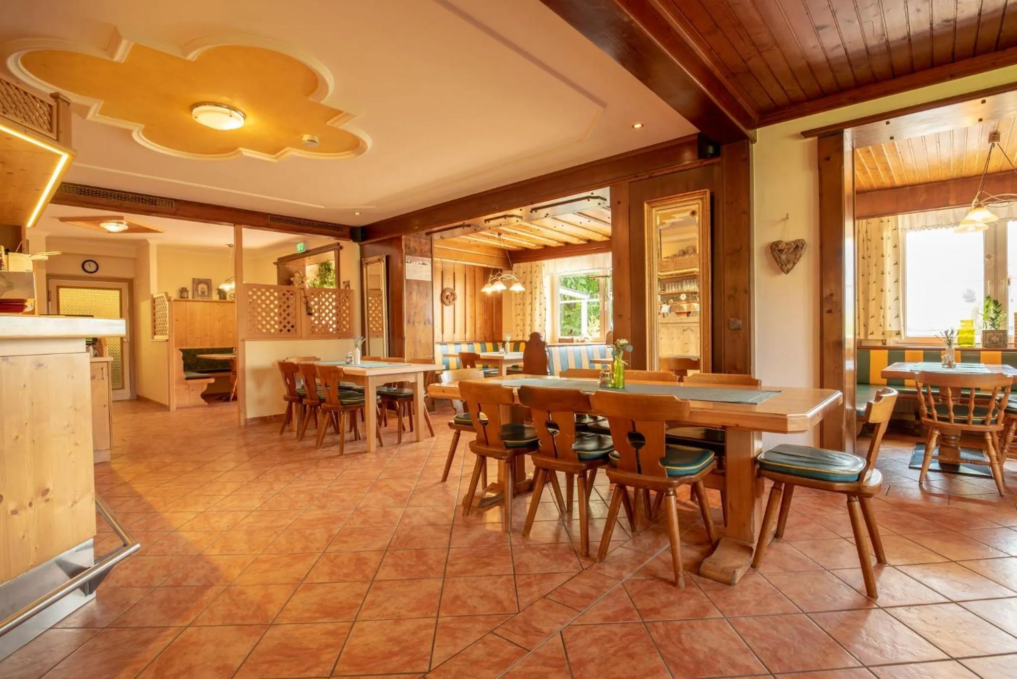 Restaurant/places to eat in s'Wirtshaus by Alpine Genusswelten