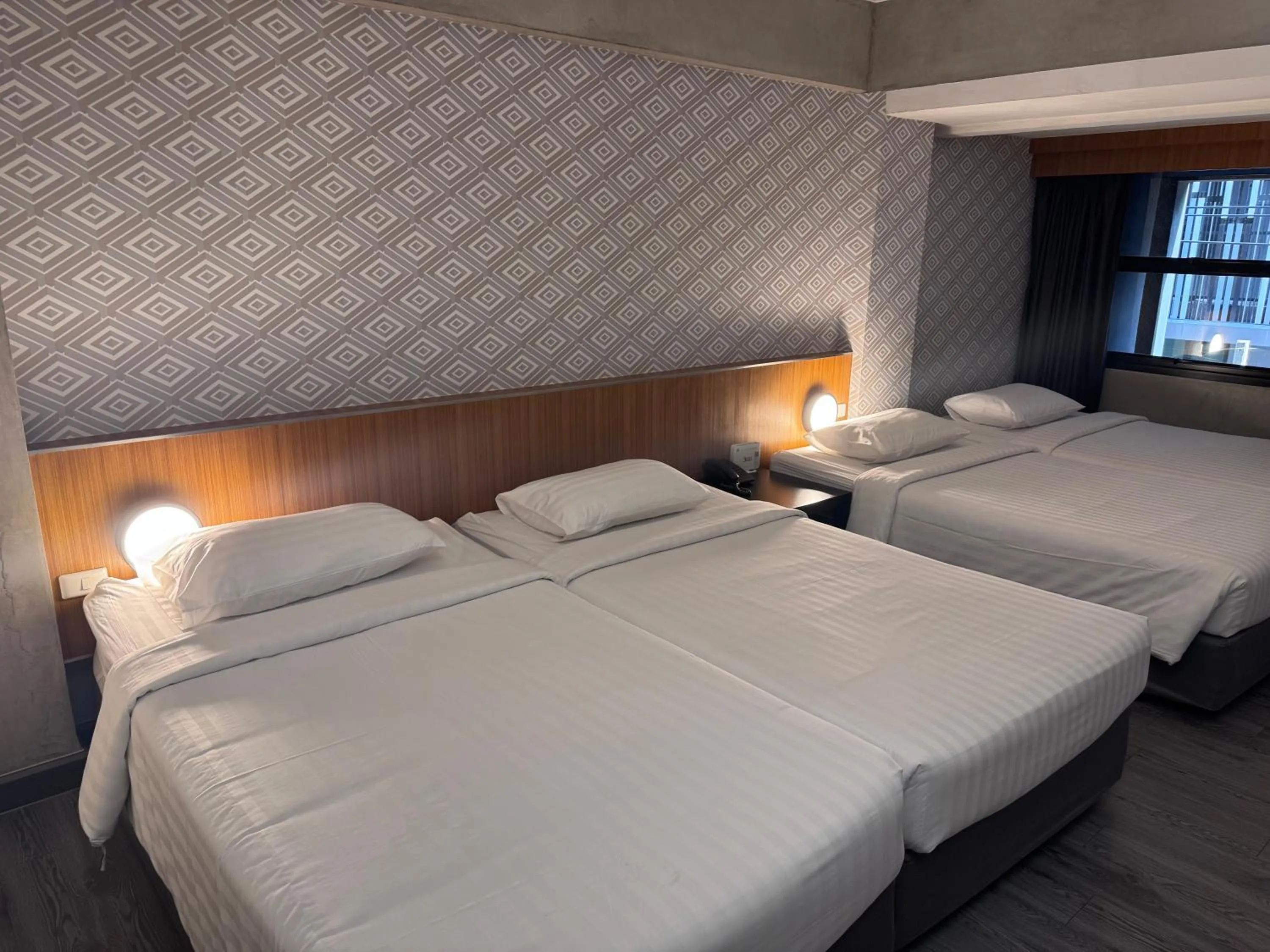 Bed in White Palace Bangkok