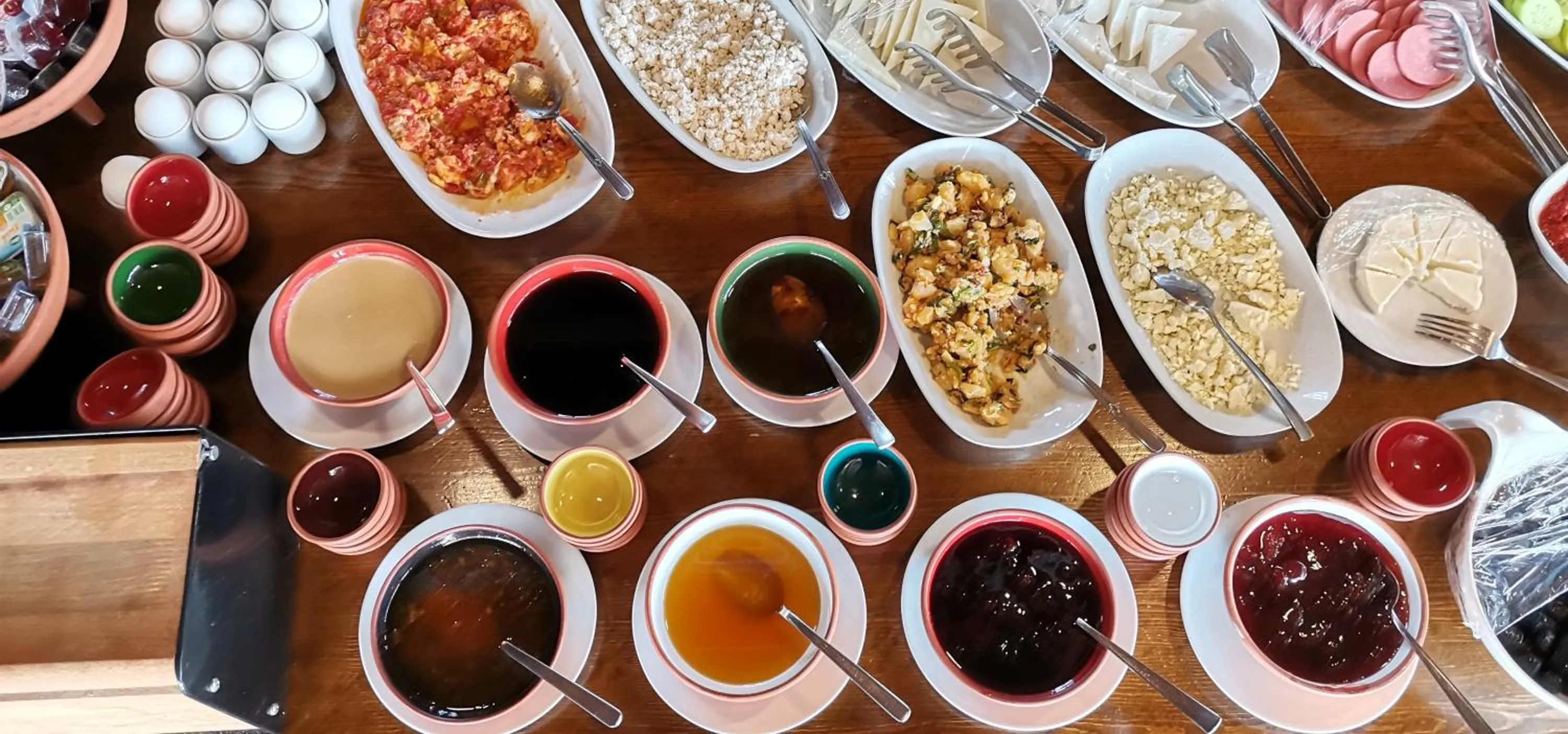 Breakfast in Safran Cave Hotel