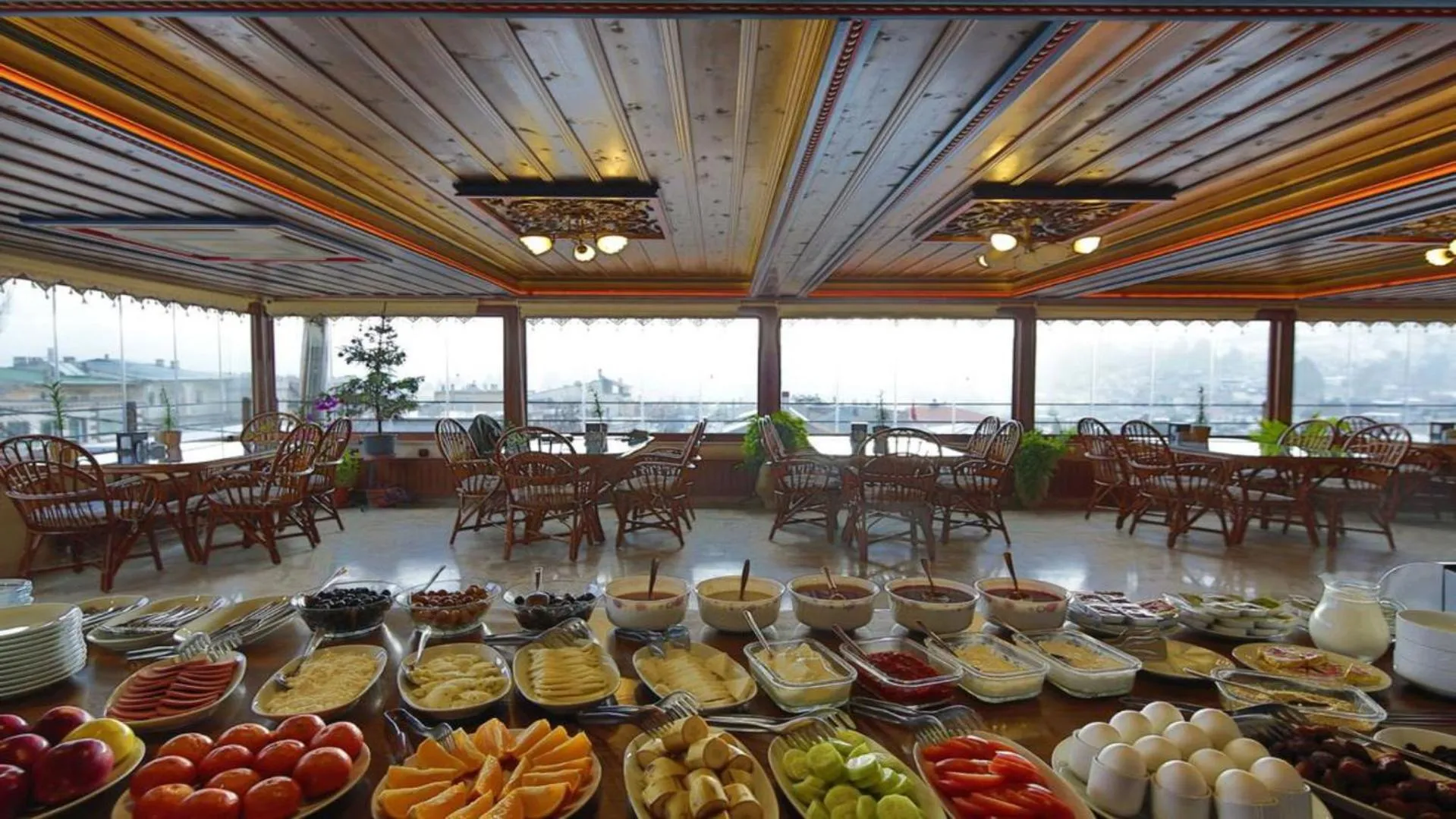 Restaurant/places to eat in Safran Cave Hotel