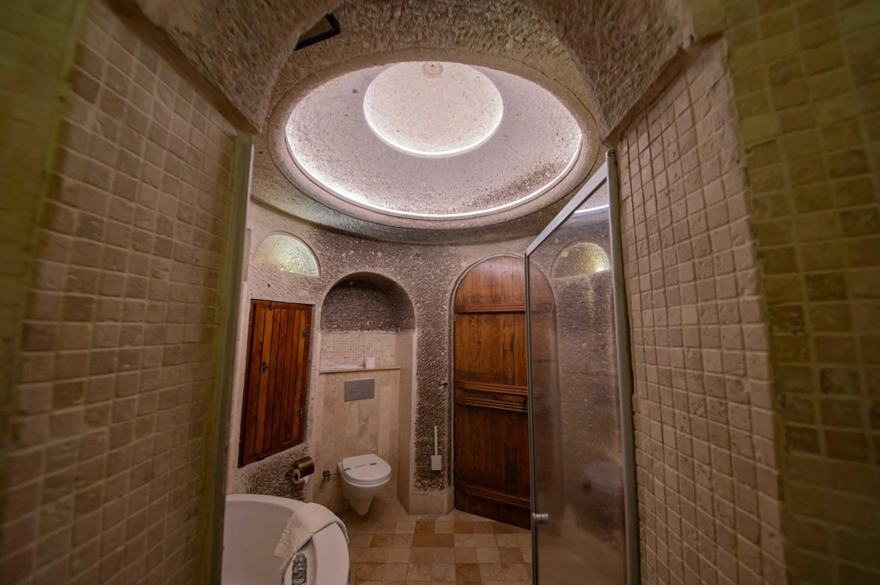 Bathroom in Safran Cave Hotel