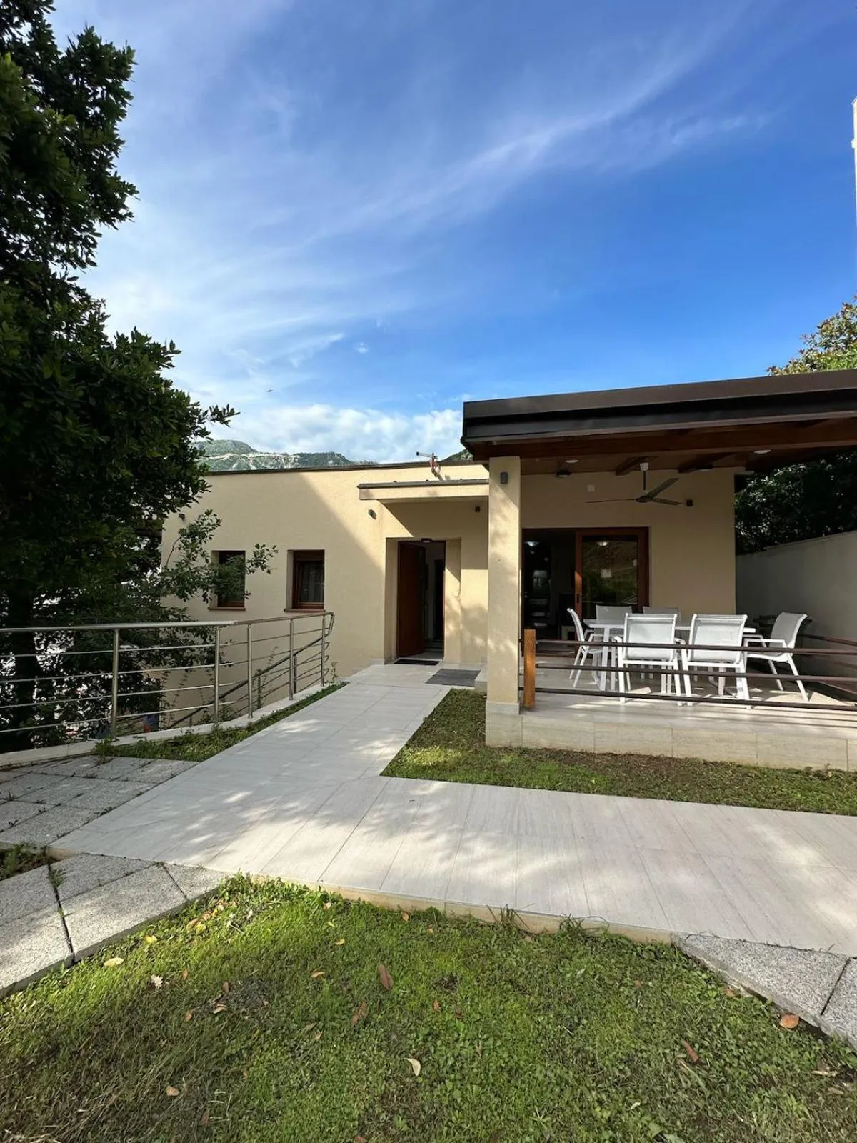 Patio in Meridian Hotel