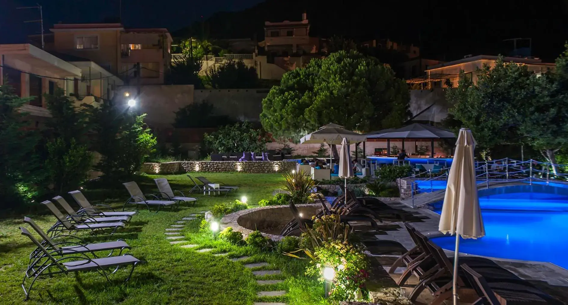 Apartment with Pool View in Pearl Bay Hotel Apartments Apartment with Pool View in Pearl Bay Hotel Apartments