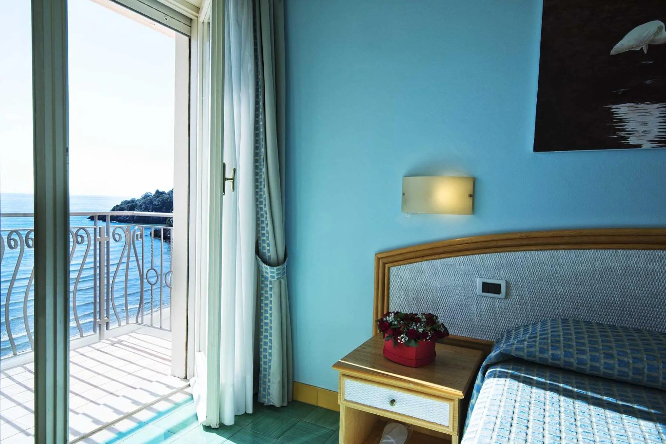 Balcony/Terrace, Bed in Grand Hotel Il Ninfeo