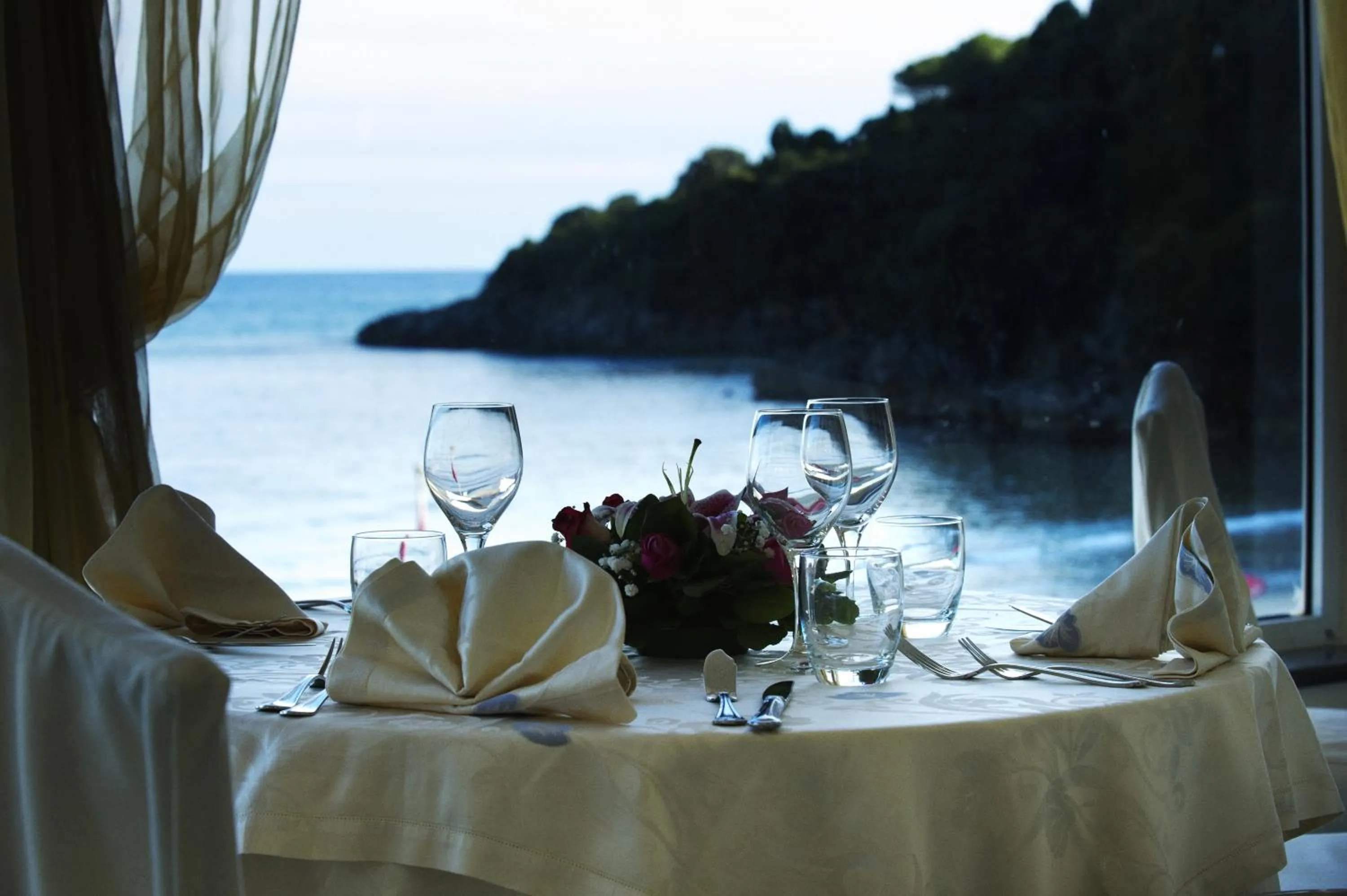 Restaurant/places to eat in Grand Hotel Il Ninfeo