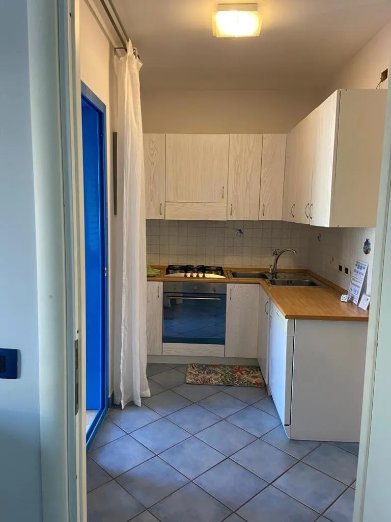 Kitchen or kitchenette in Residenza Le Spiagge