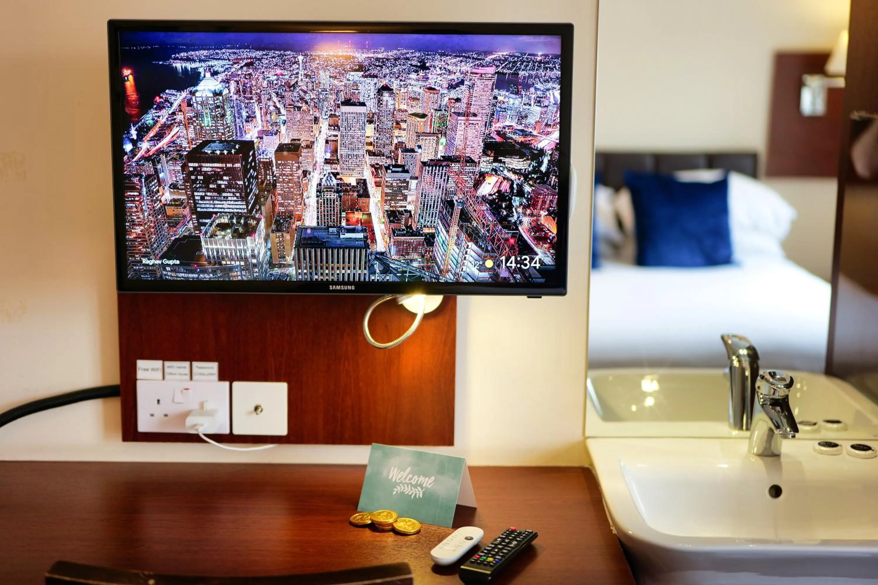 TV and multimedia in Clifton House Brighton