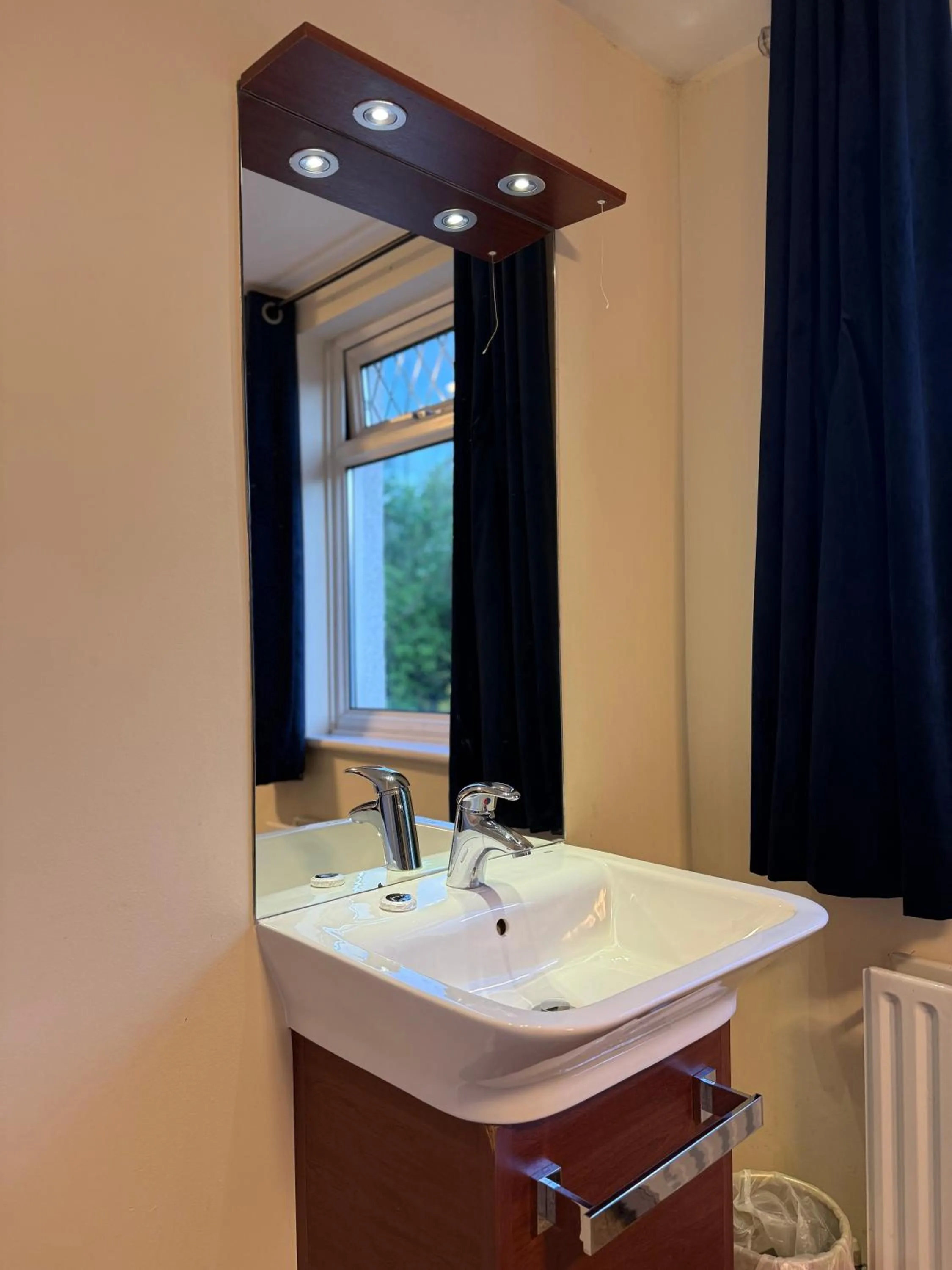 Bedroom in Clifton House Brighton