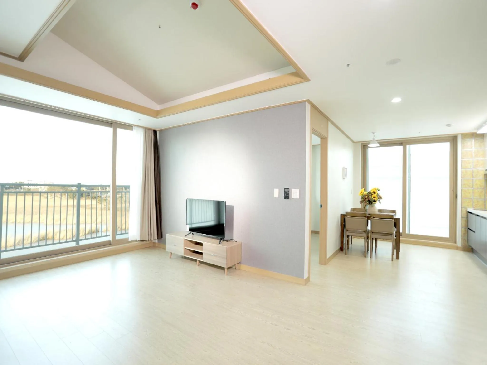 Living room in Lake Ocean Resort Sokcho