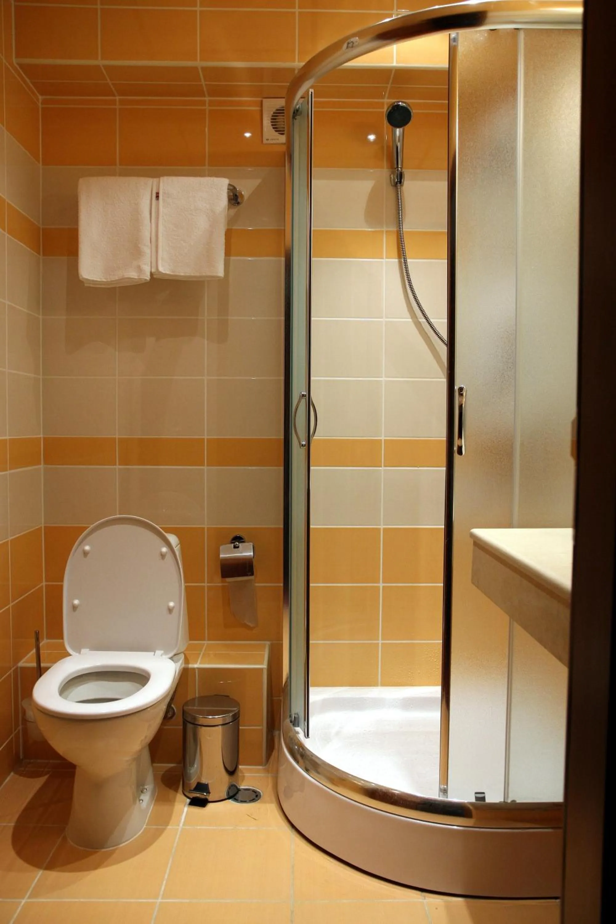 Bathroom in Contessa Hotel