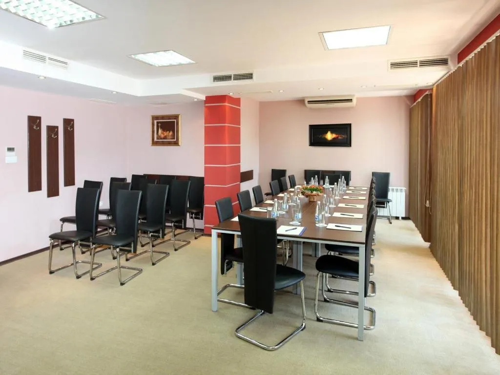 Business facilities in Contessa Hotel