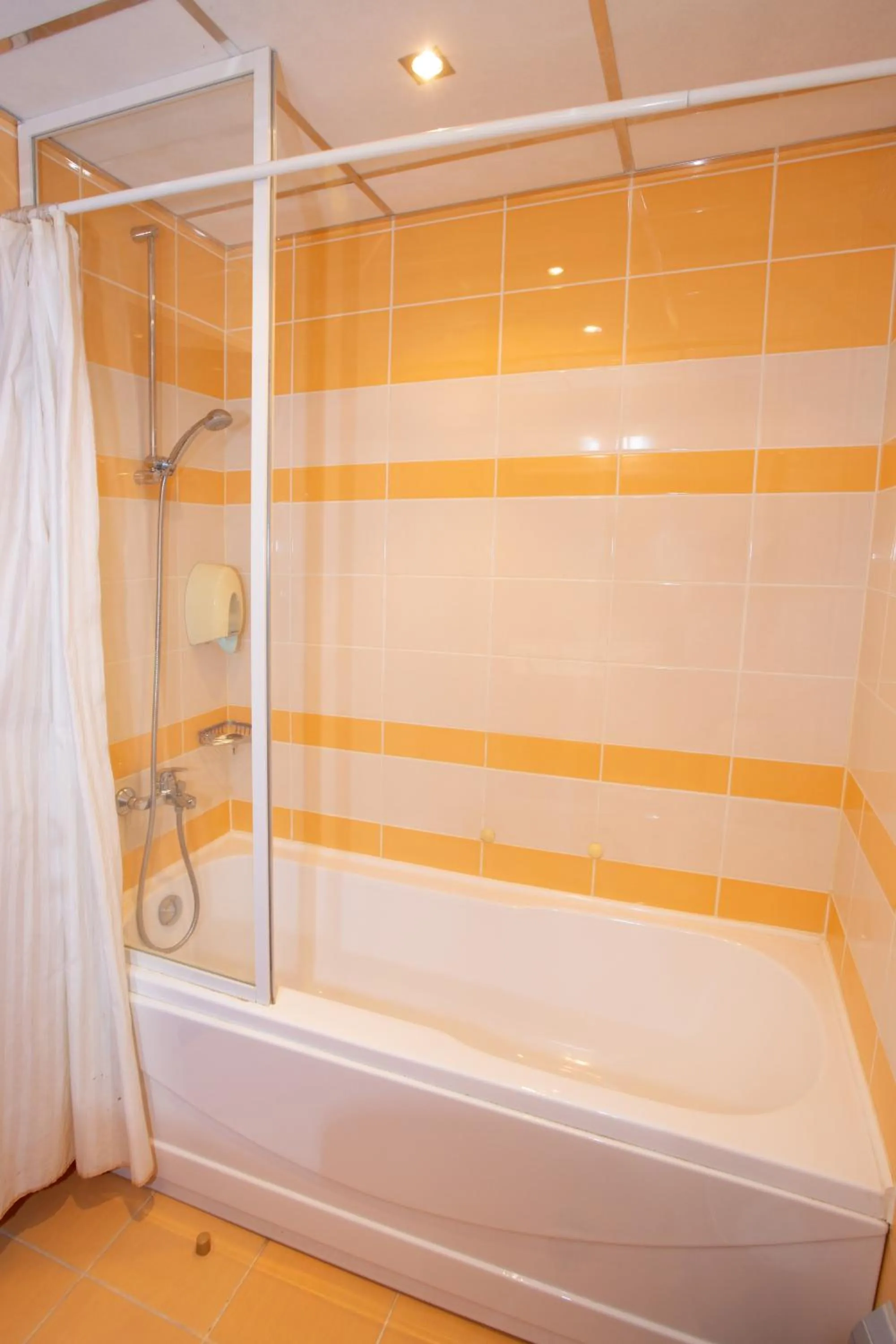 Bathroom in Contessa Hotel