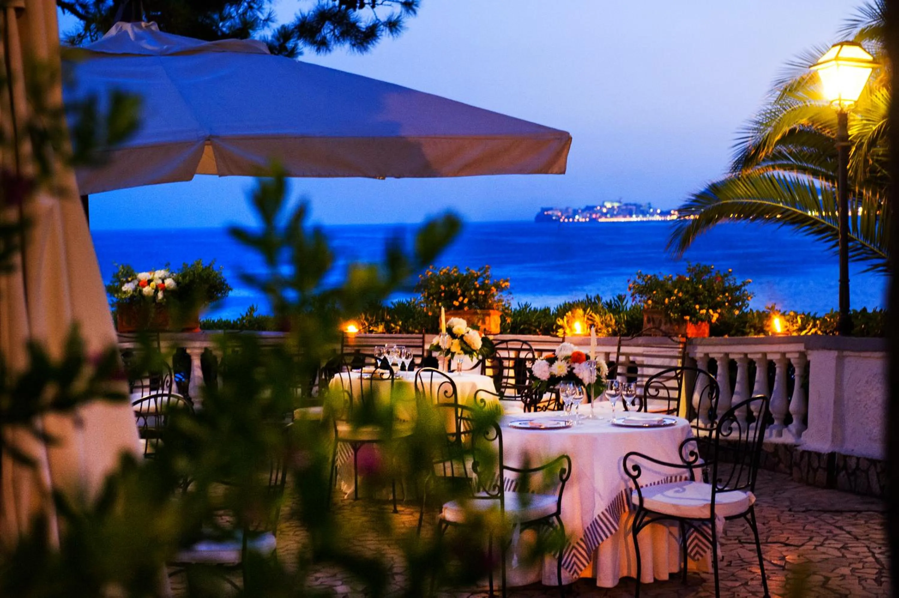 Restaurant/places to eat in Grande Albergo Miramare