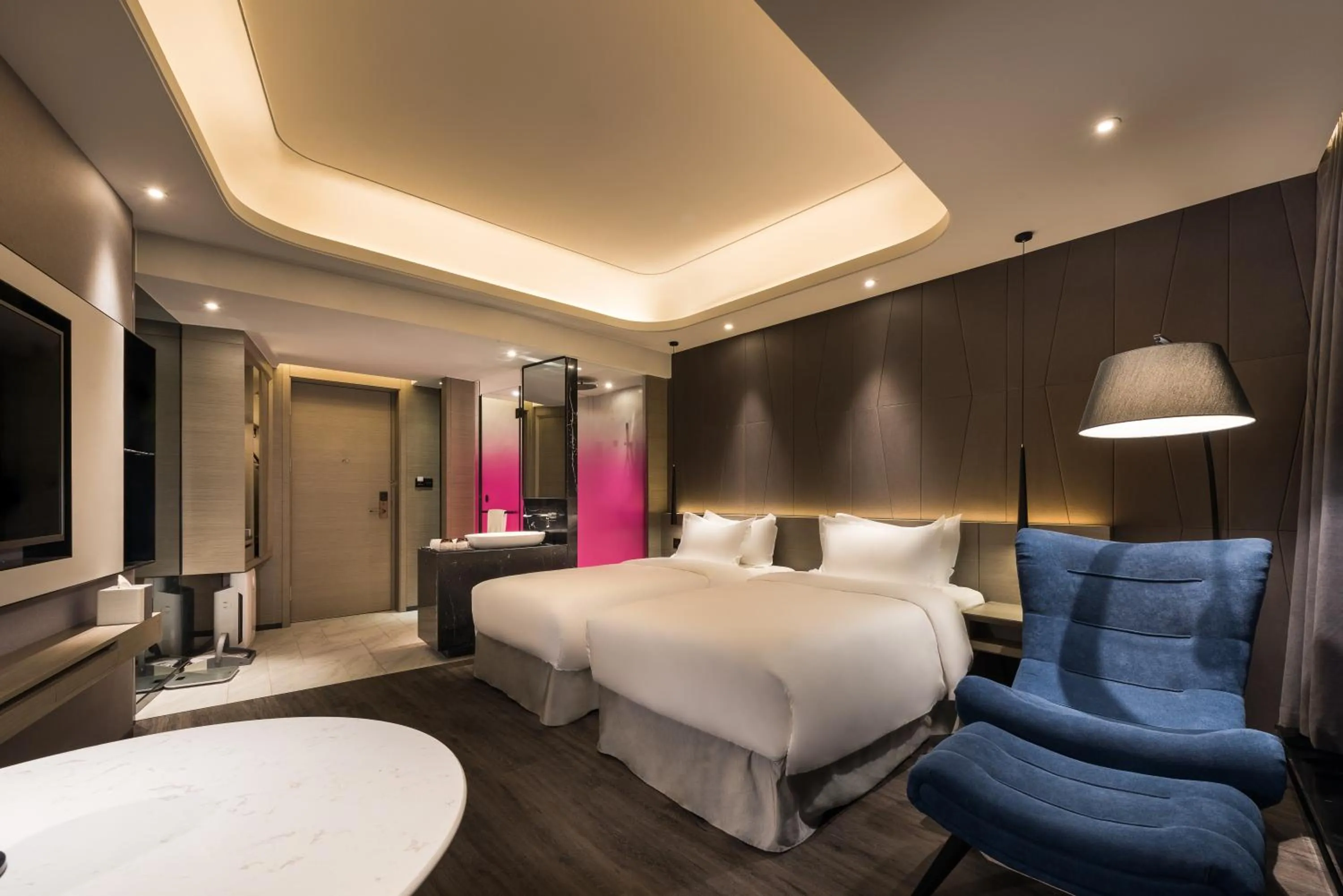 Bed in Mercure Hangzhou Qianjiang