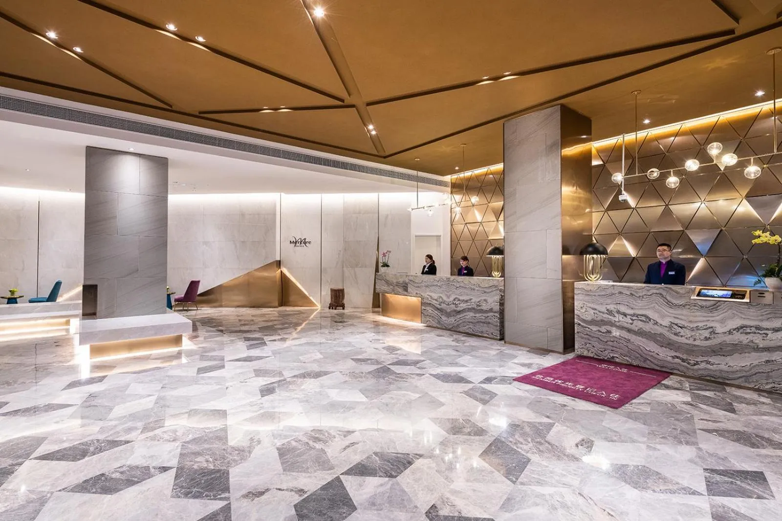 Lobby or reception in Mercure Shanghai NECC