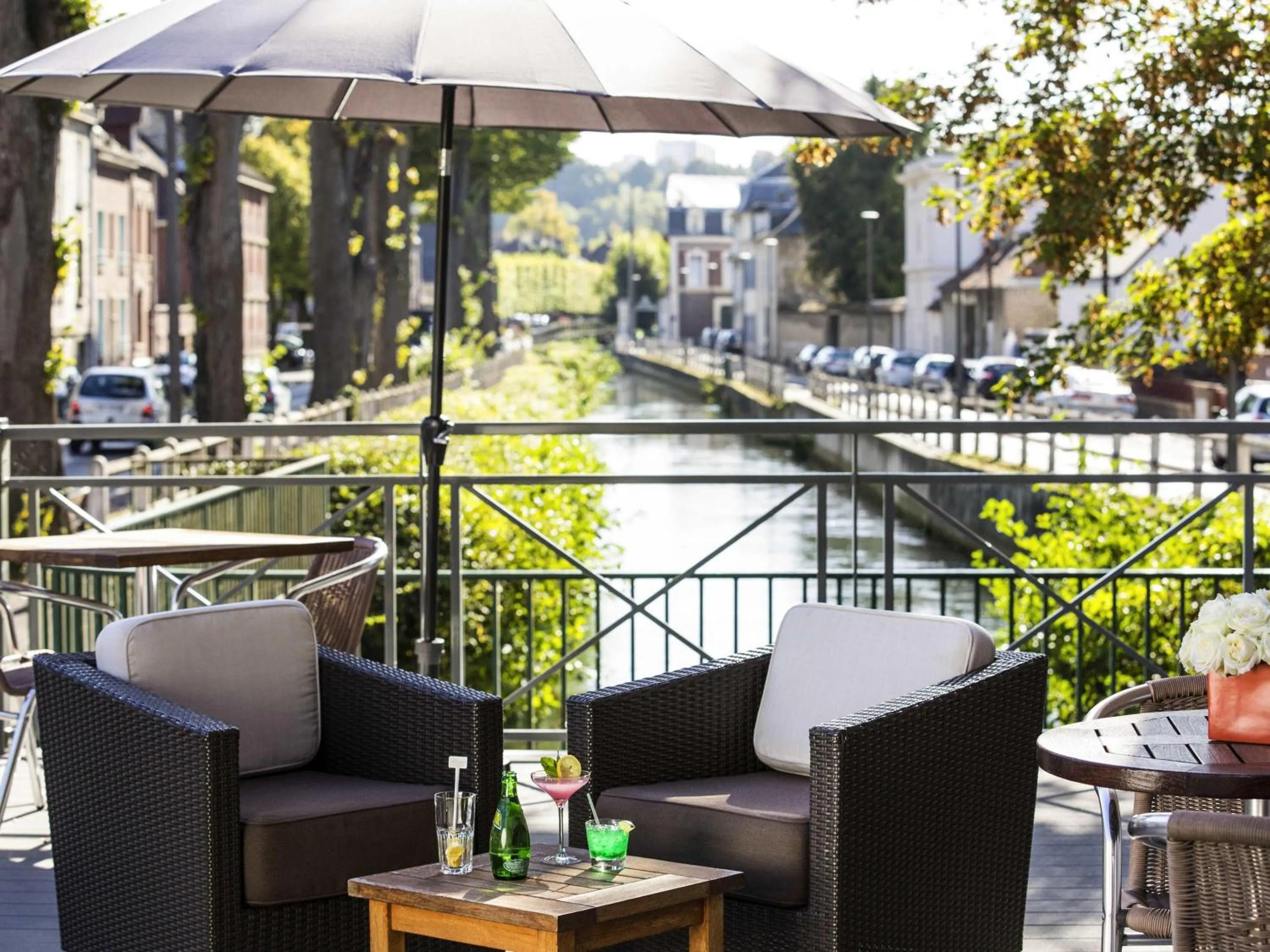Property building in Mercure Beauvais Centre Cathédrale