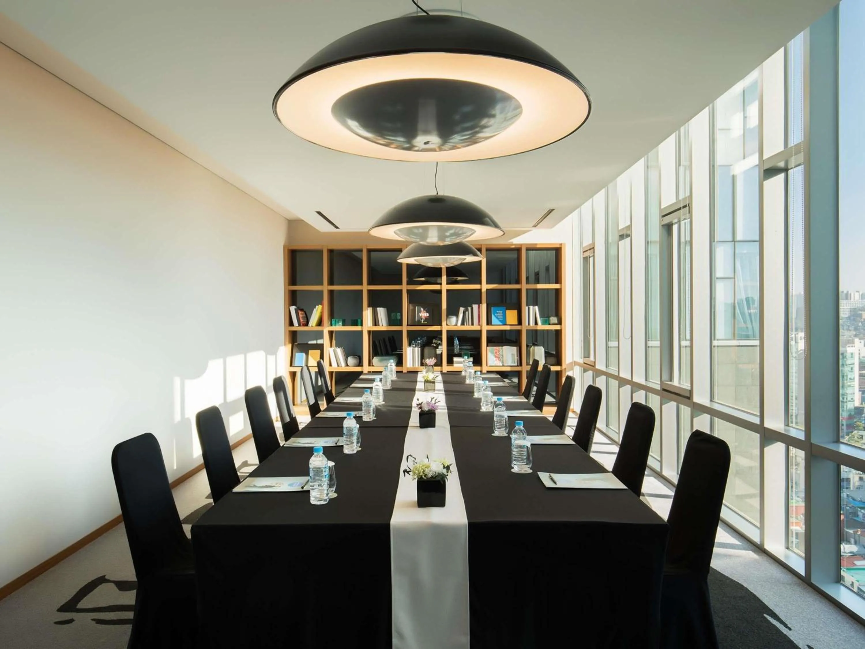 Meeting/conference room in Novotel Ambassador Seoul Dongdaemun Hotels & Residences