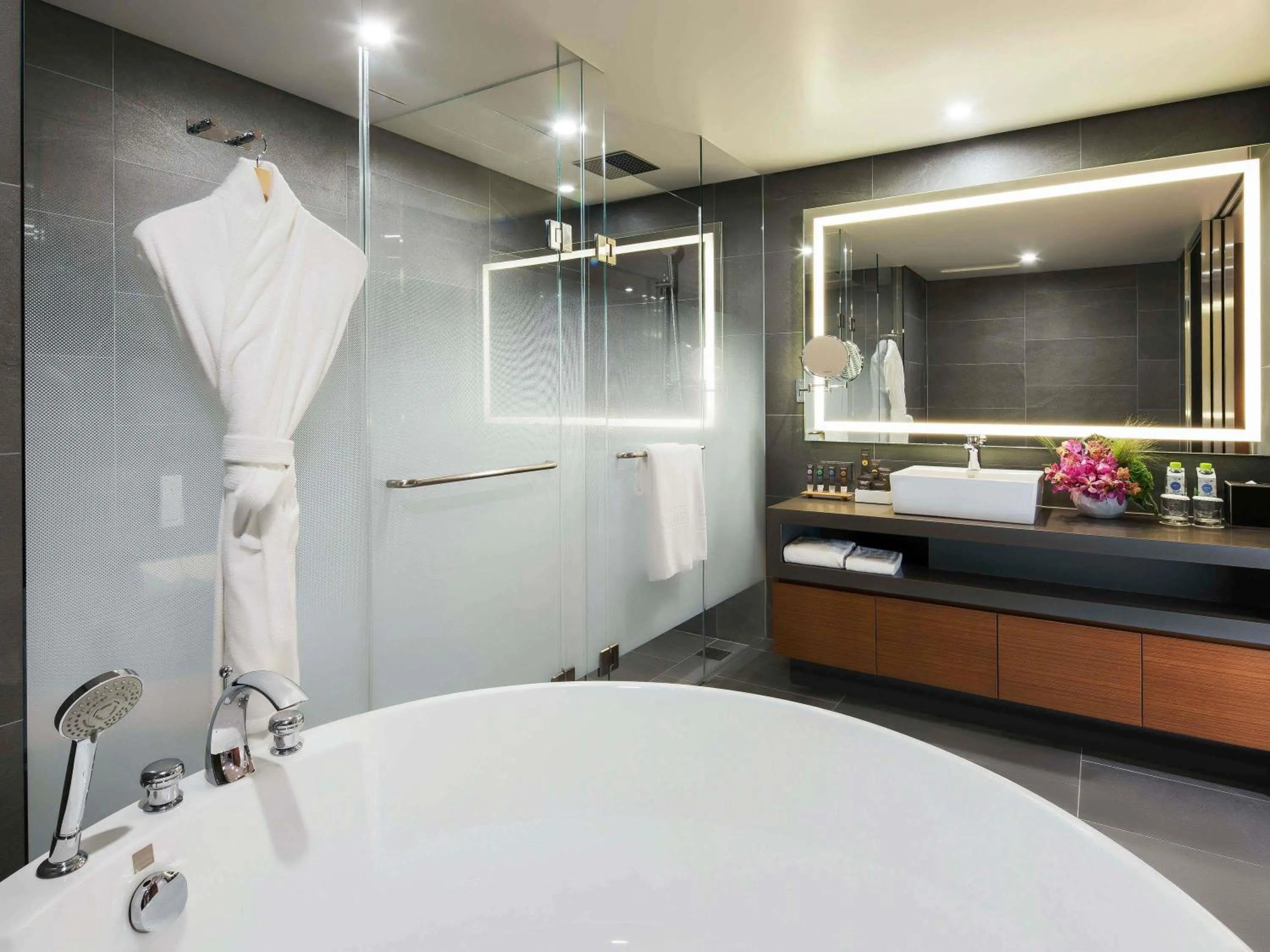 Bedroom in Novotel Ambassador Seoul Dongdaemun Hotels & Residences