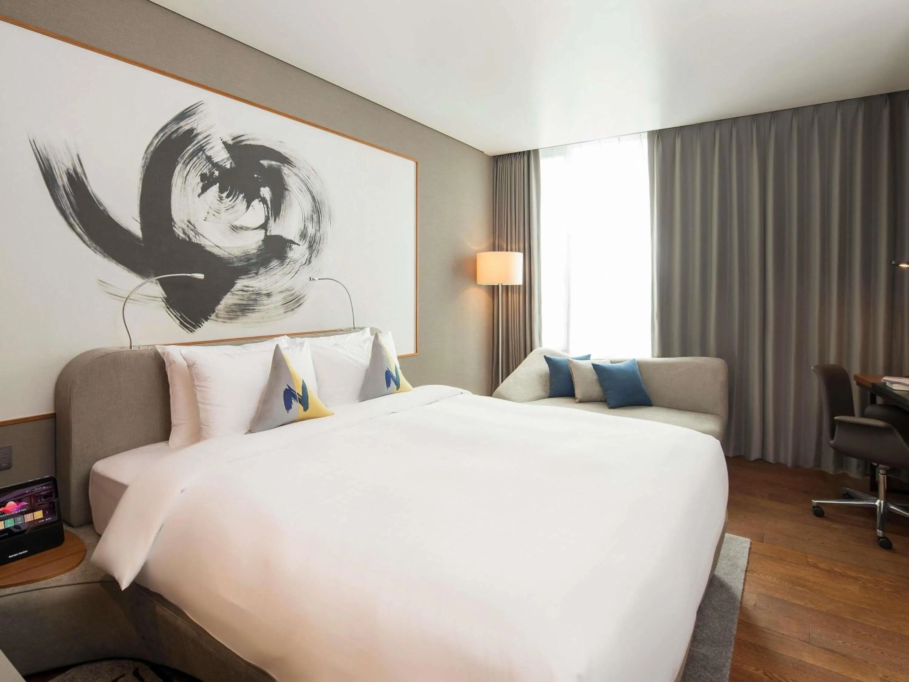 Bedroom, Bed in Novotel Ambassador Seoul Dongdaemun Hotels & Residences