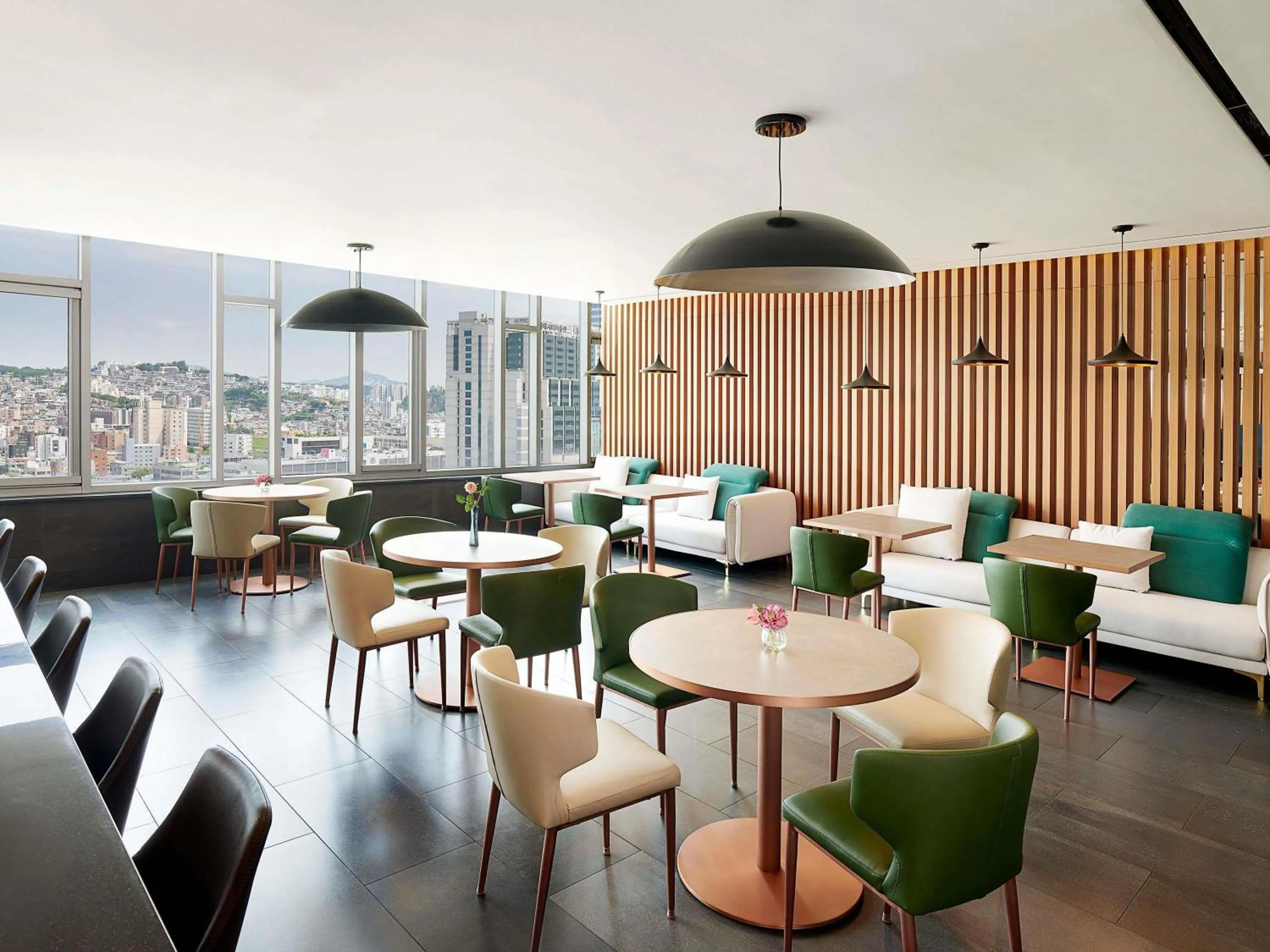 Property building in Novotel Ambassador Seoul Dongdaemun Hotels & Residences