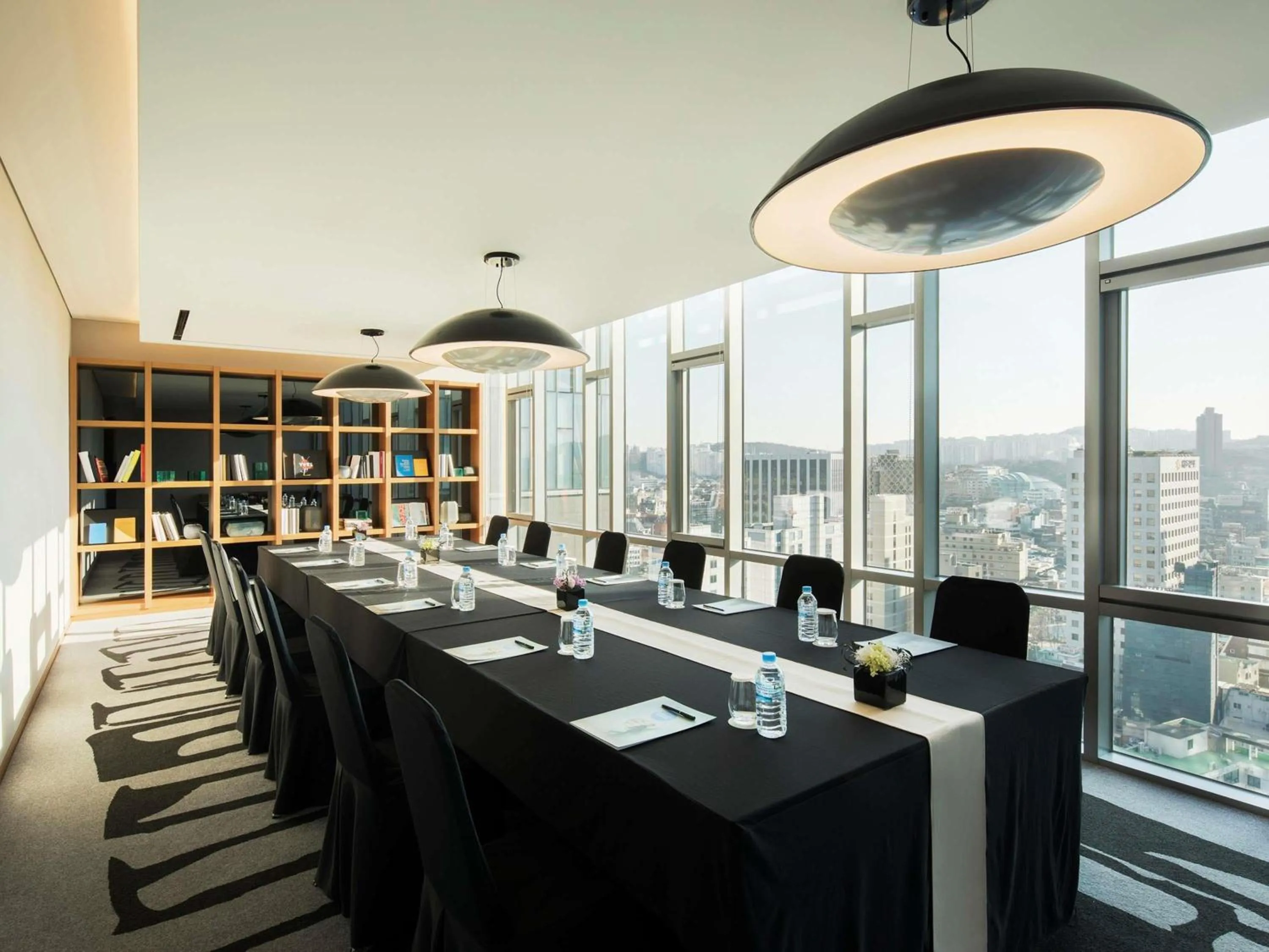 Meeting/conference room in Novotel Ambassador Seoul Dongdaemun Hotels & Residences