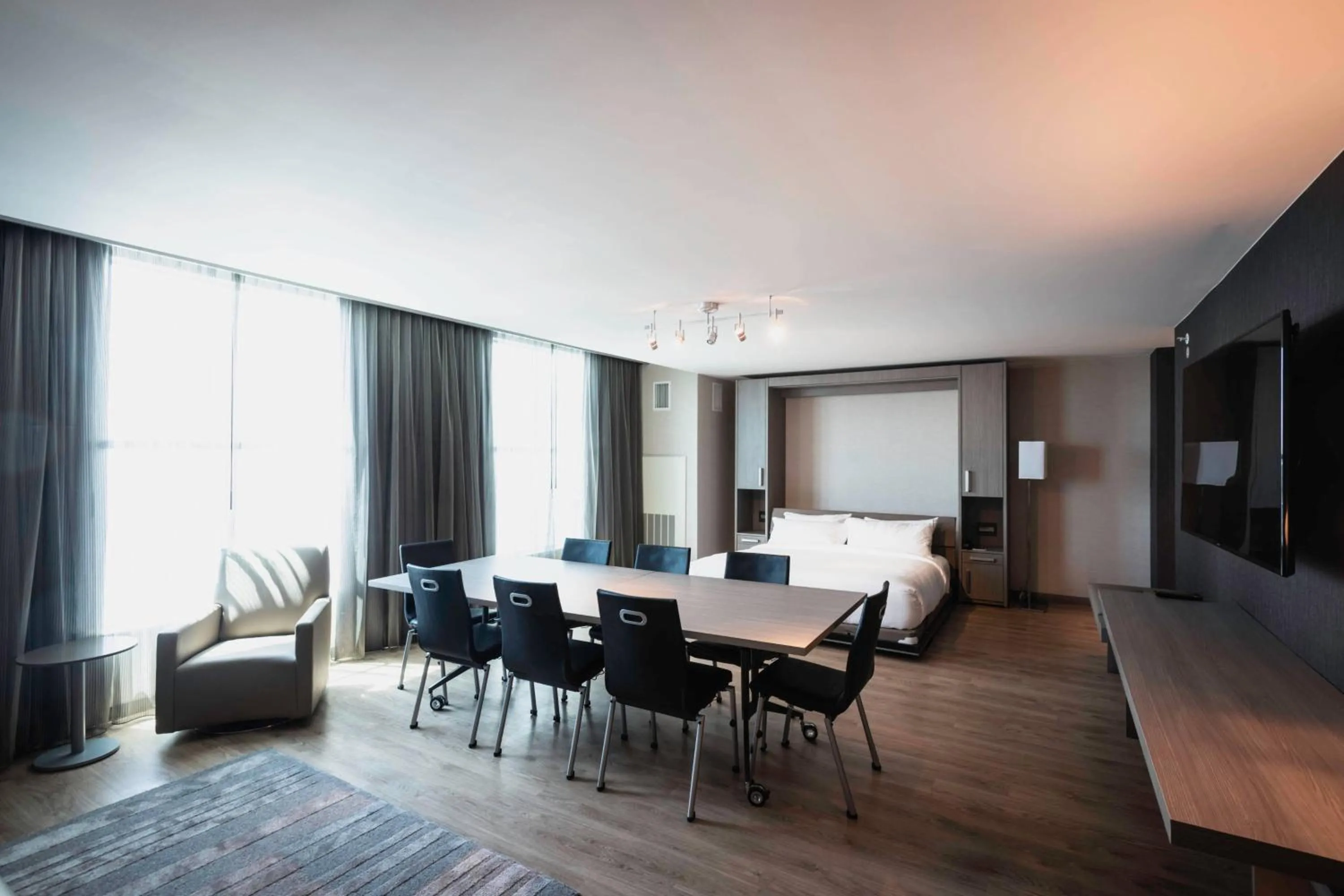 Bedroom in AC Hotel Nashville Downtown