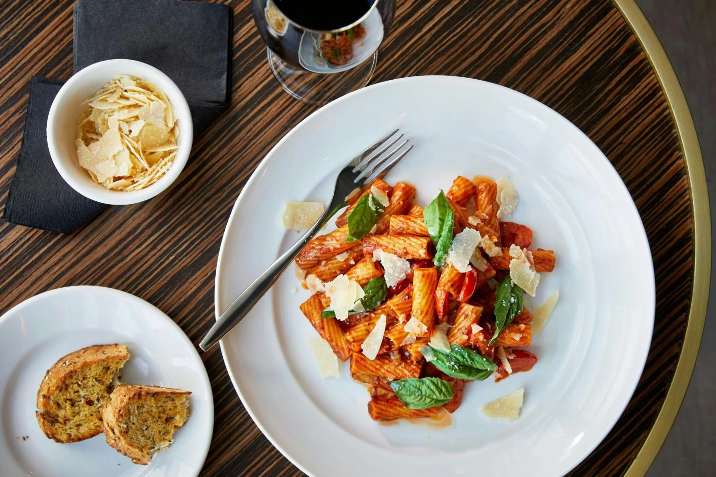 Restaurant/places to eat in AC Hotel Nashville Downtown