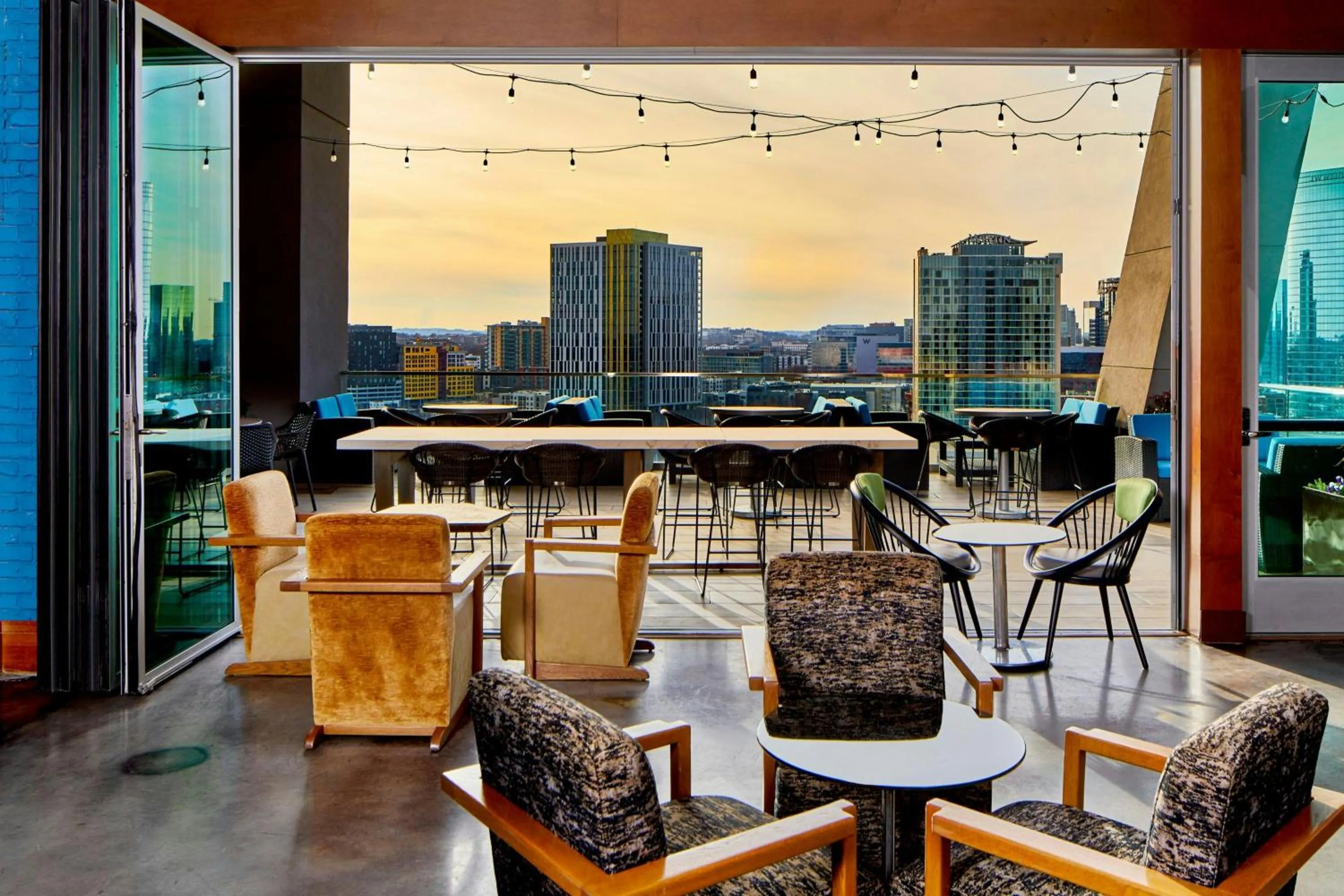 Restaurant/places to eat in AC Hotel Nashville Downtown