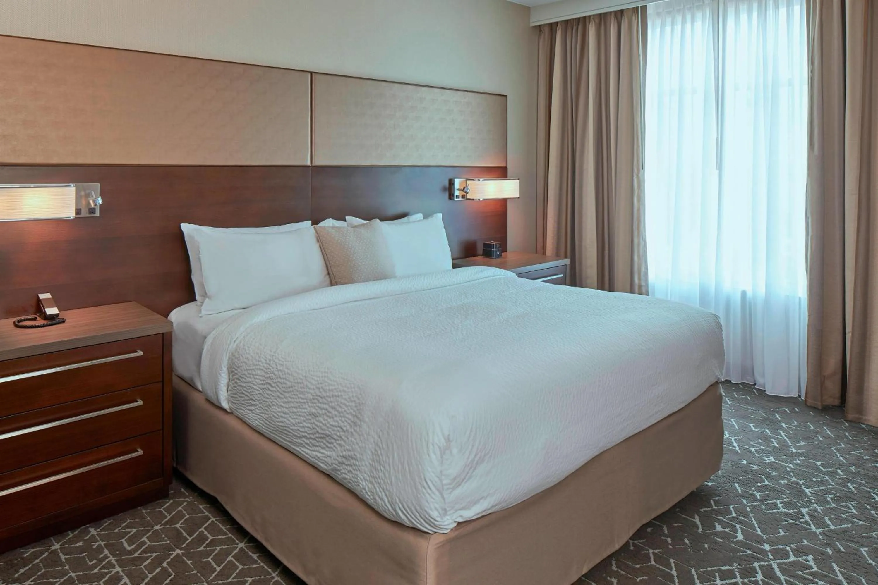 Bedroom, Bed in Residence Inn by Marriott Nashville Downtown/Convention Center