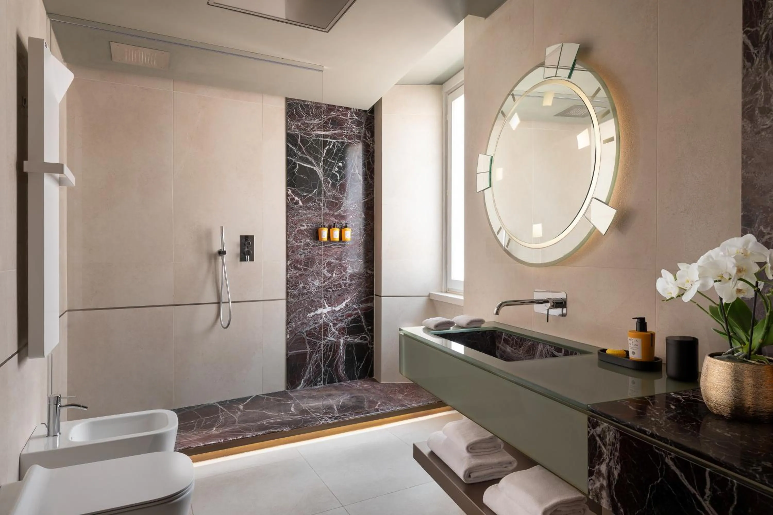 Bathroom in The Pantheon Iconic Rome Hotel, Autograph Collection