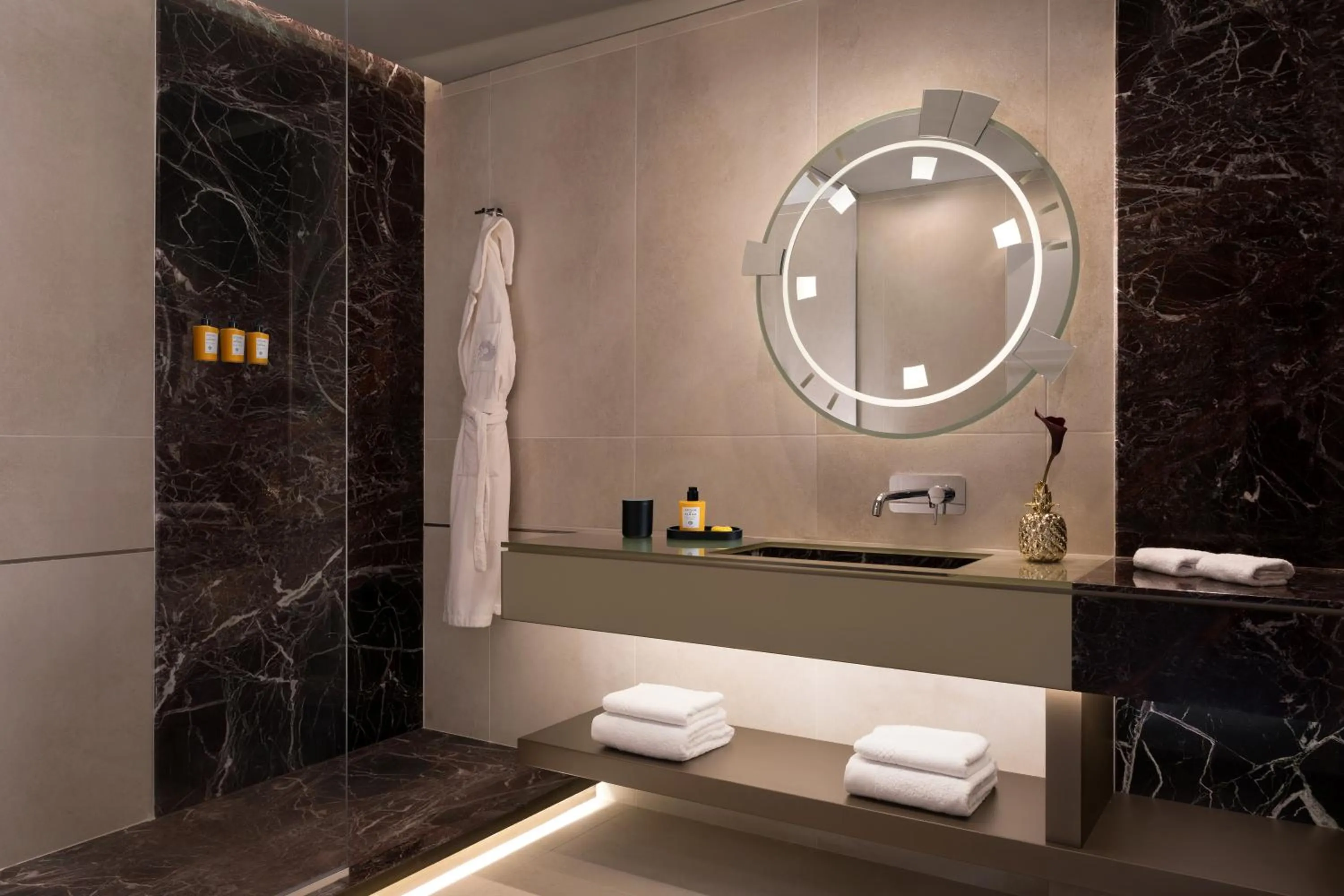 Bathroom in The Pantheon Iconic Rome Hotel, Autograph Collection