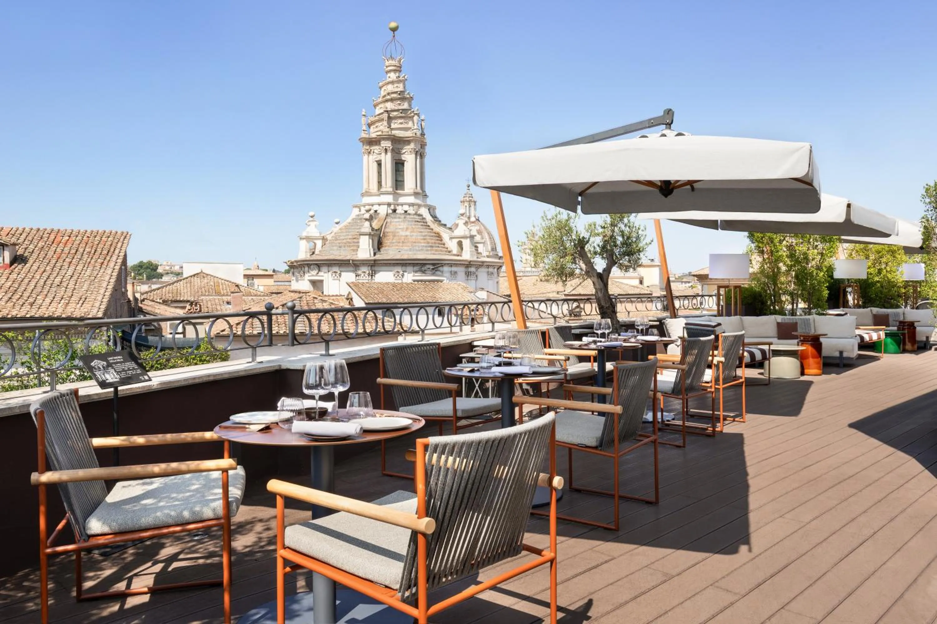 Restaurant/places to eat in The Pantheon Iconic Rome Hotel, Autograph Collection