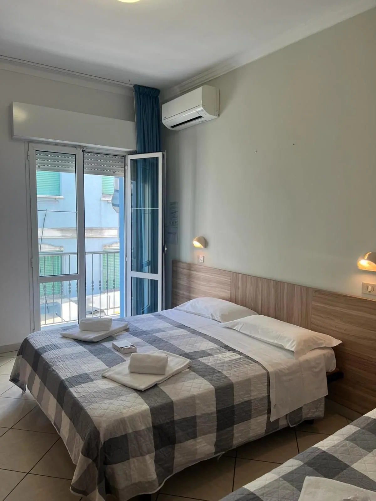 Bedroom in Hotel Blue Ribbon