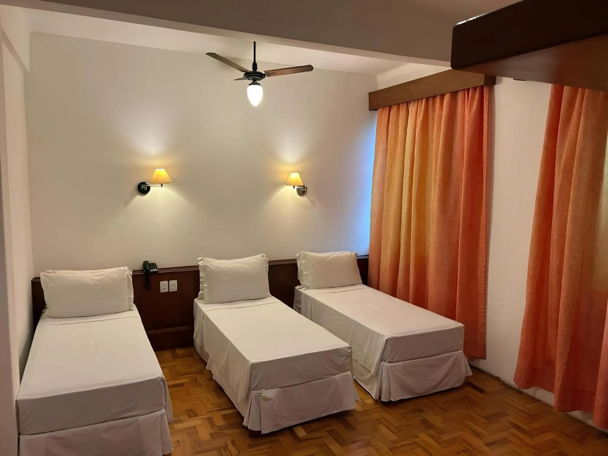 Bed in VOA Hotel União