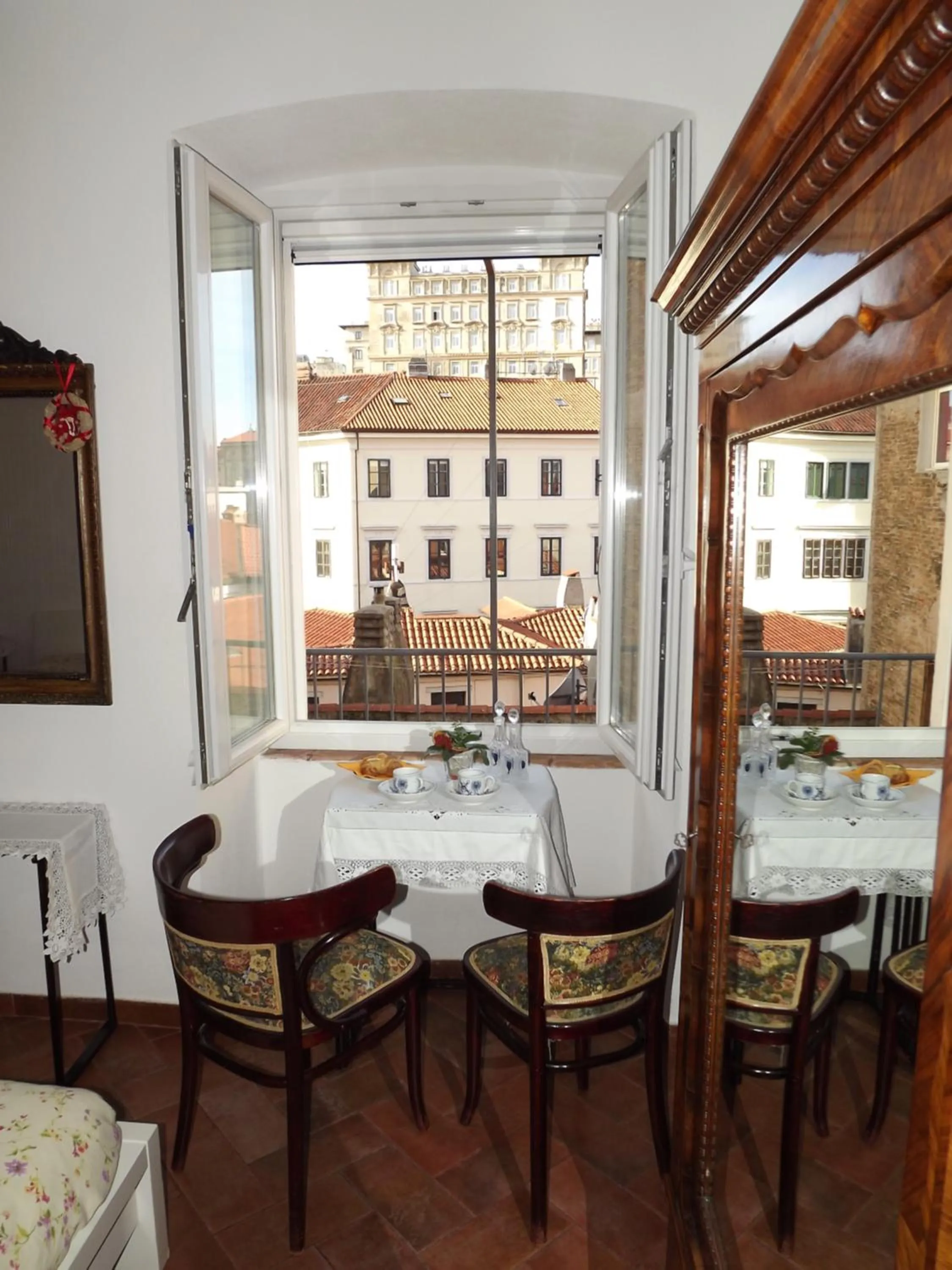 Street view in B&B Gens Julia