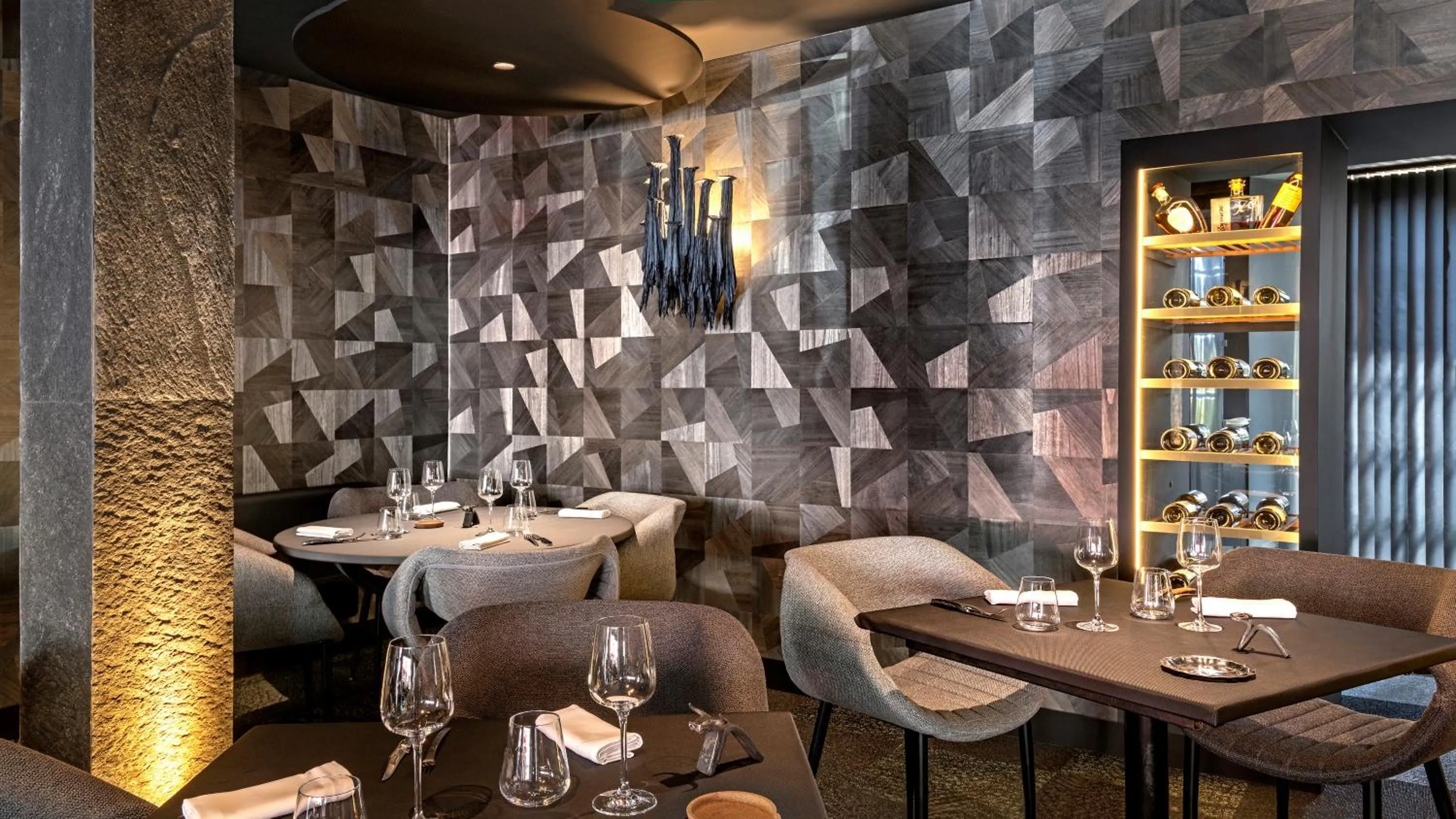 Restaurant/places to eat in Logis Hôtel Restaurant Gilles Moreau Laguiole