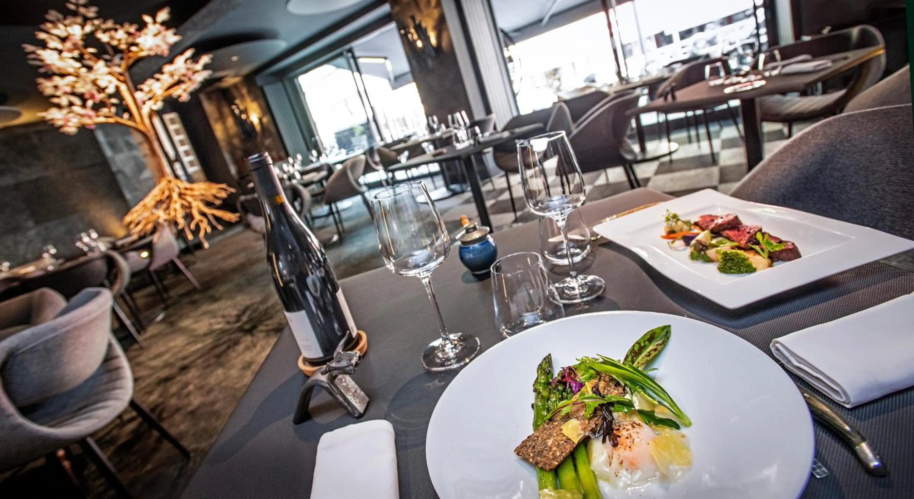 Restaurant/places to eat in Logis Hôtel Restaurant Gilles Moreau Laguiole