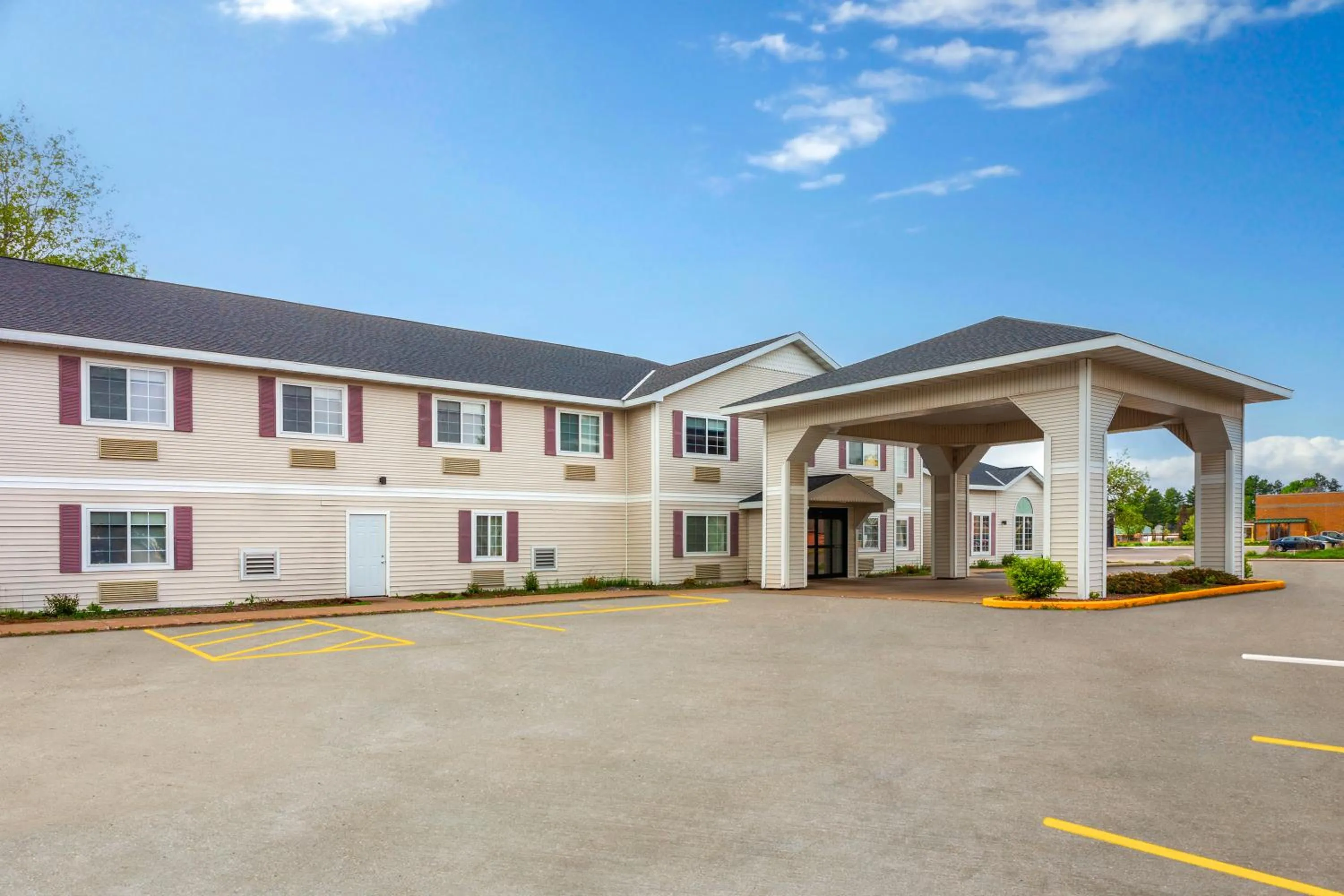 Property building in AmericInn by Wyndham Eagle River Downtown