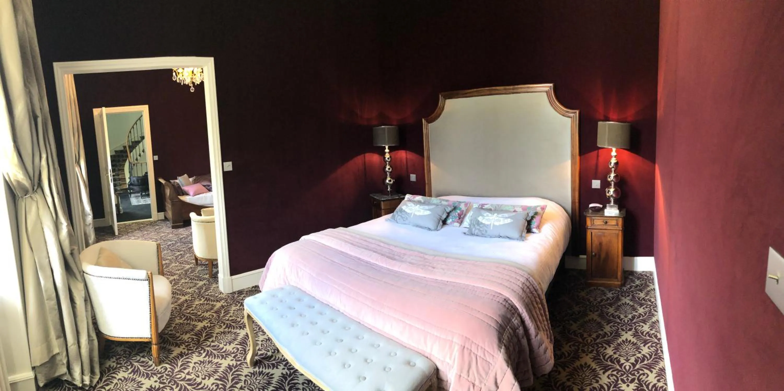 Bed in Château de la gauderie