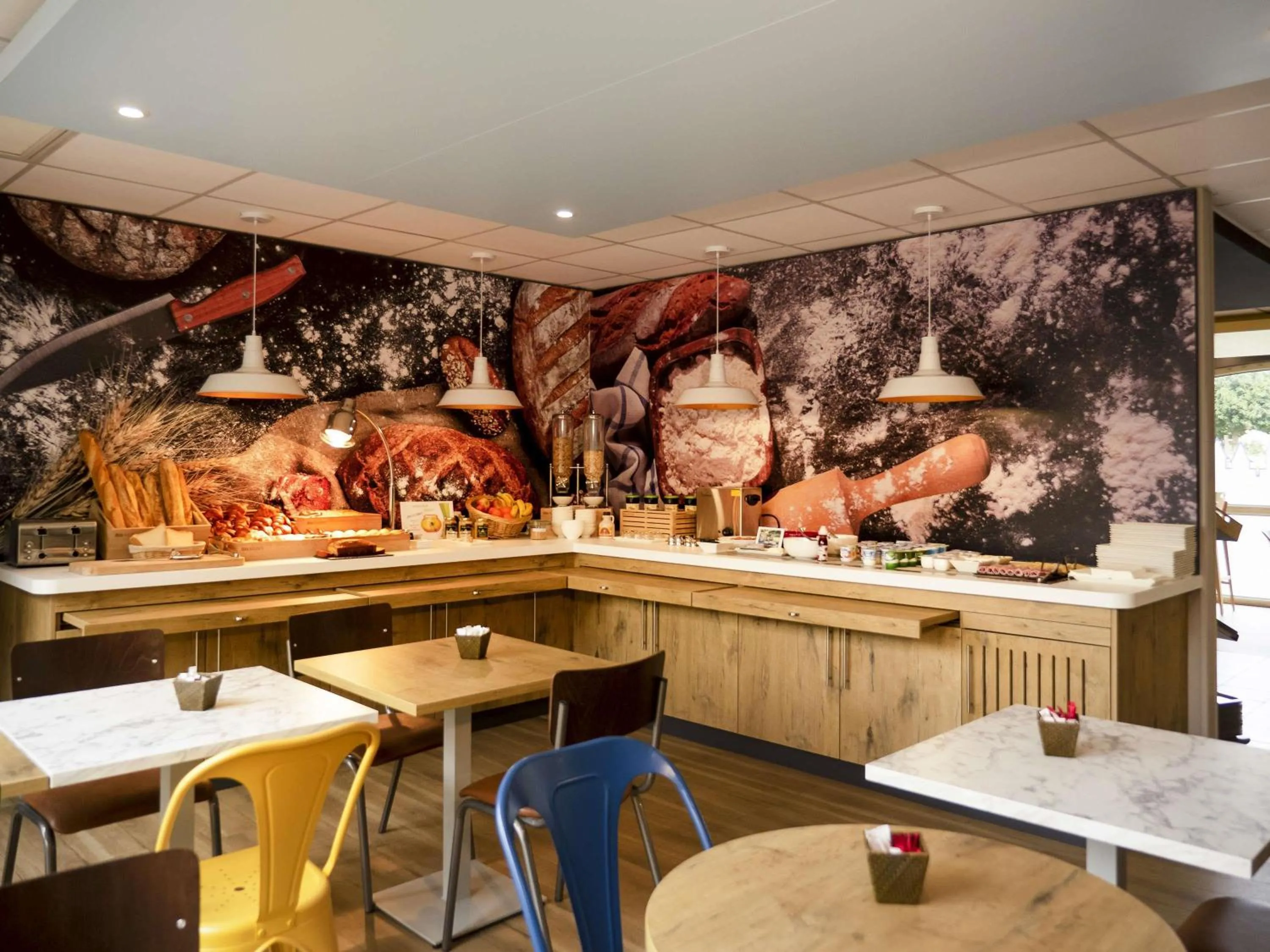 Breakfast in ibis Carcassonne Centre - La Cité