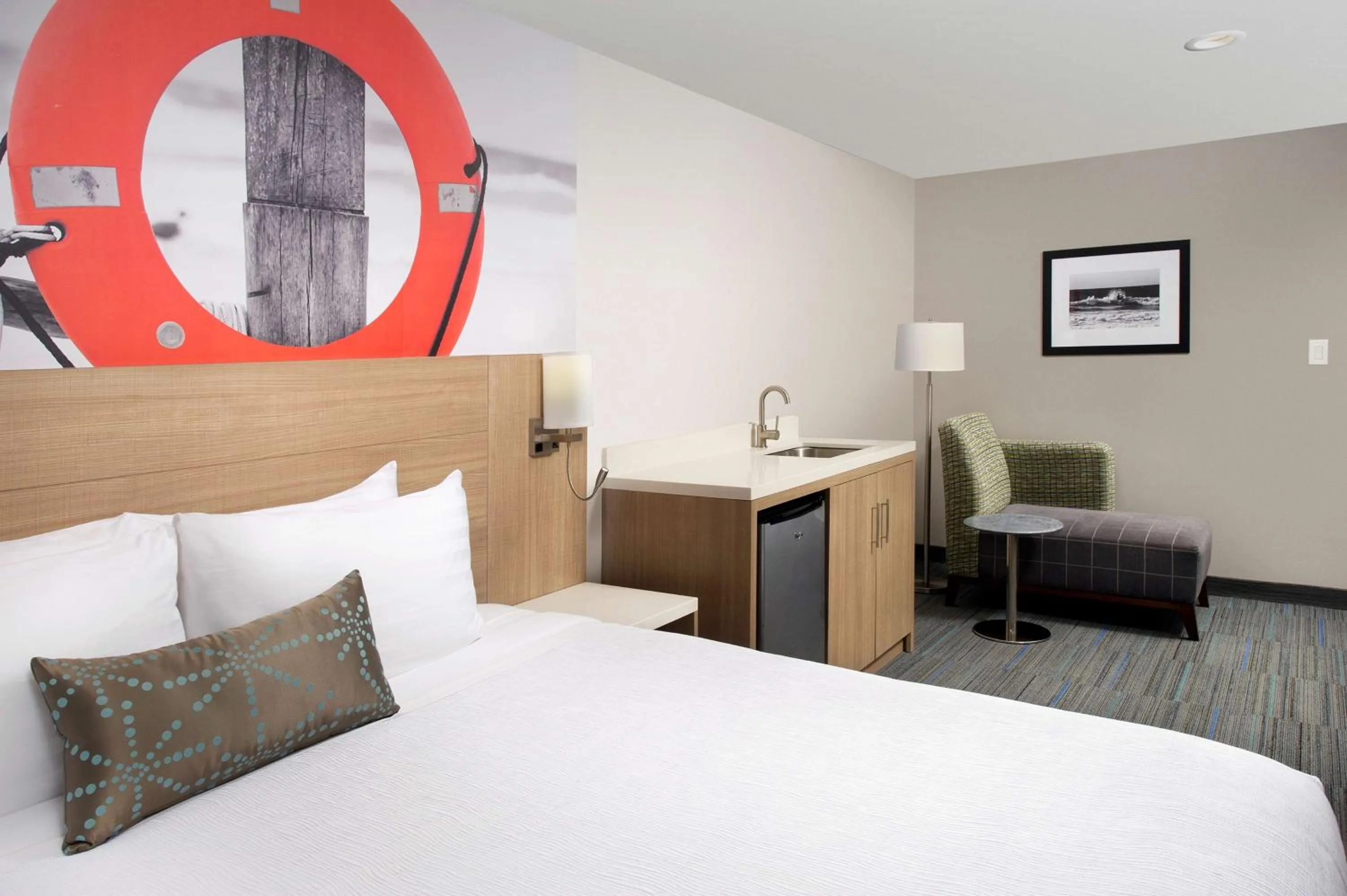 Bedroom, Bed in Best Western Beachside Inn