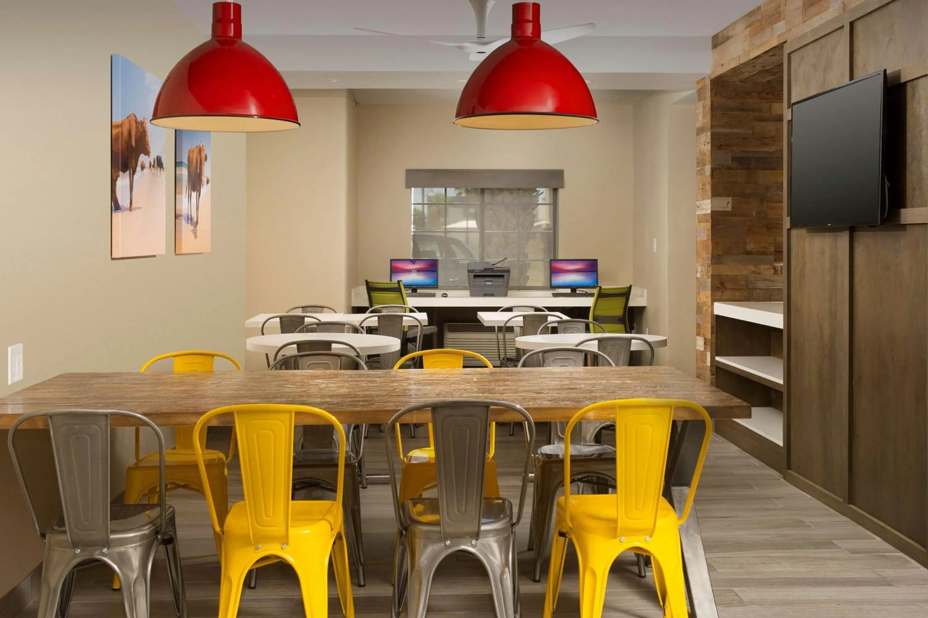 Restaurant/places to eat in Best Western Beachside Inn