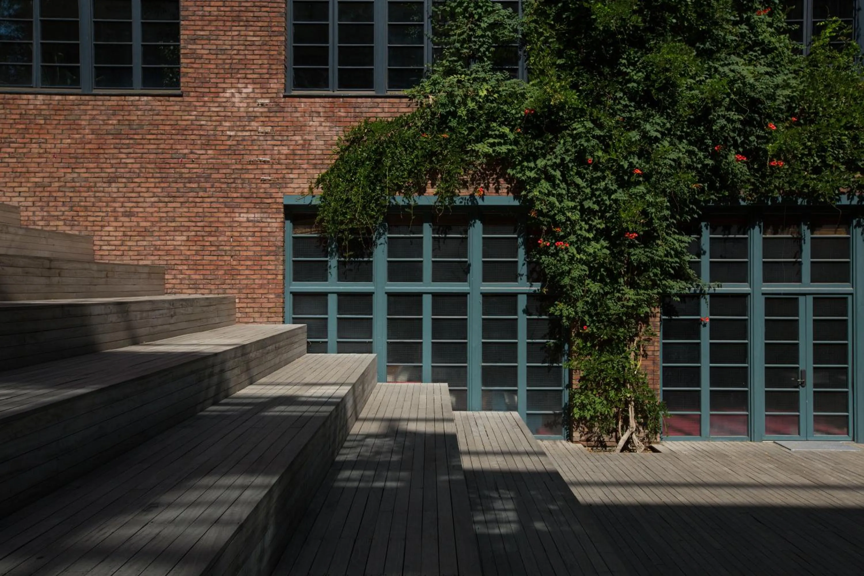 Inner courtyard view in Stamba Hotel