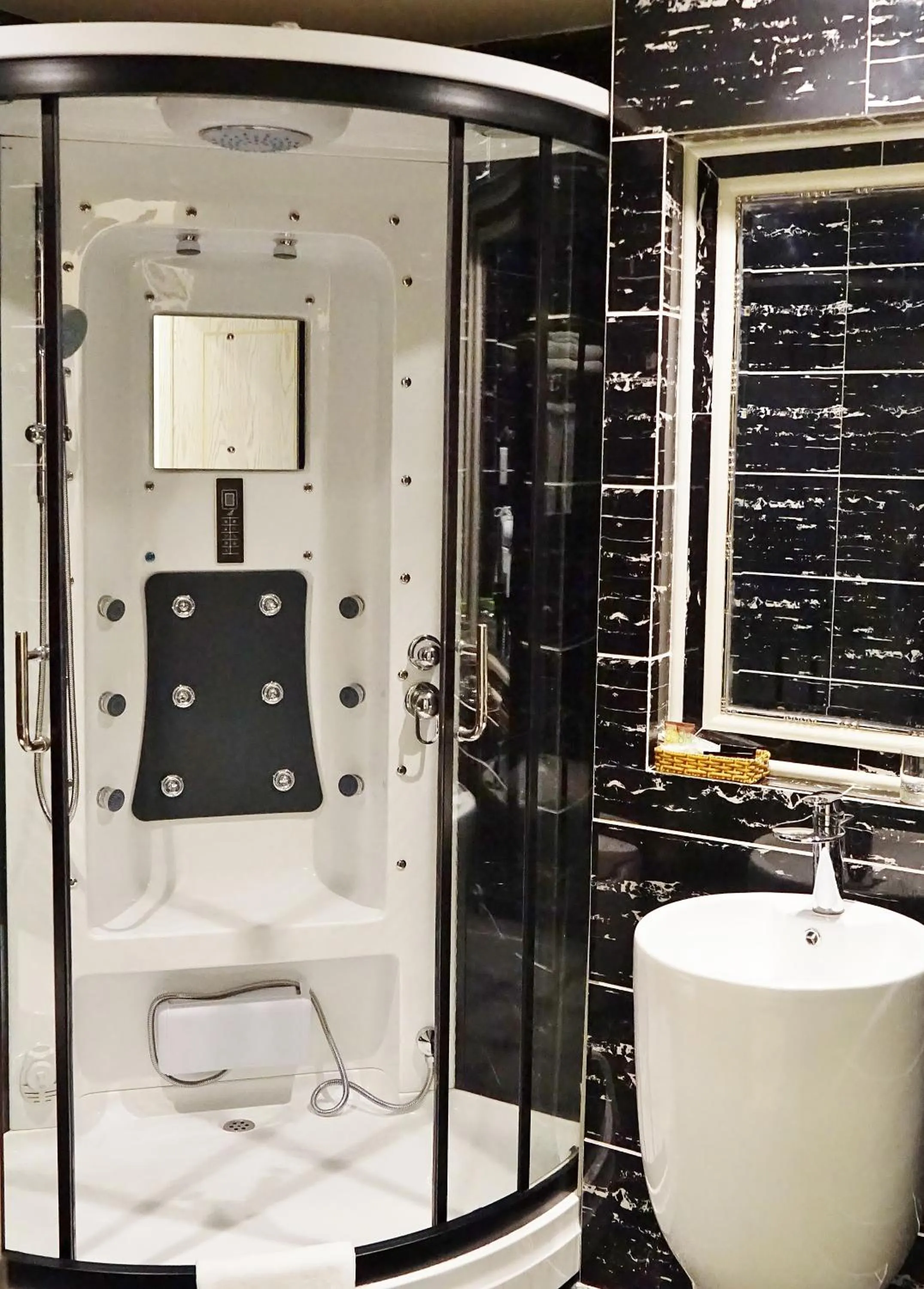 Tuong Vi Hotel Saigon